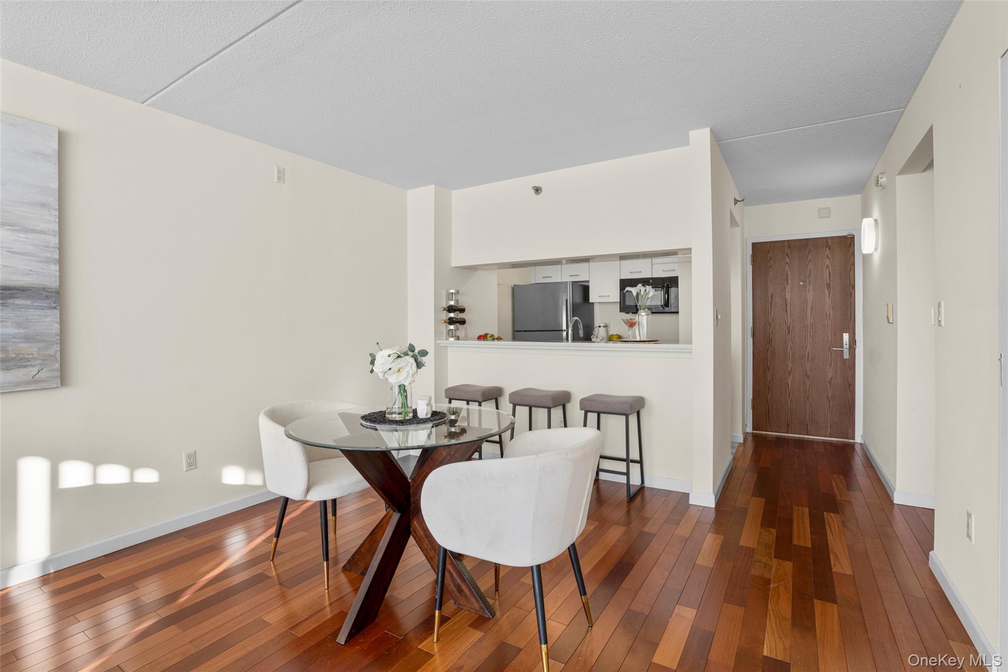 4 Martine Avenue # 1011, White Plains, NY 10606