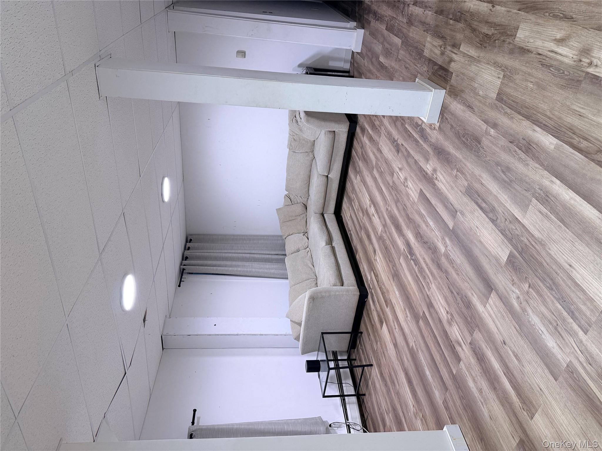 9 First Street # Unit 4, Warwick, NY 10990