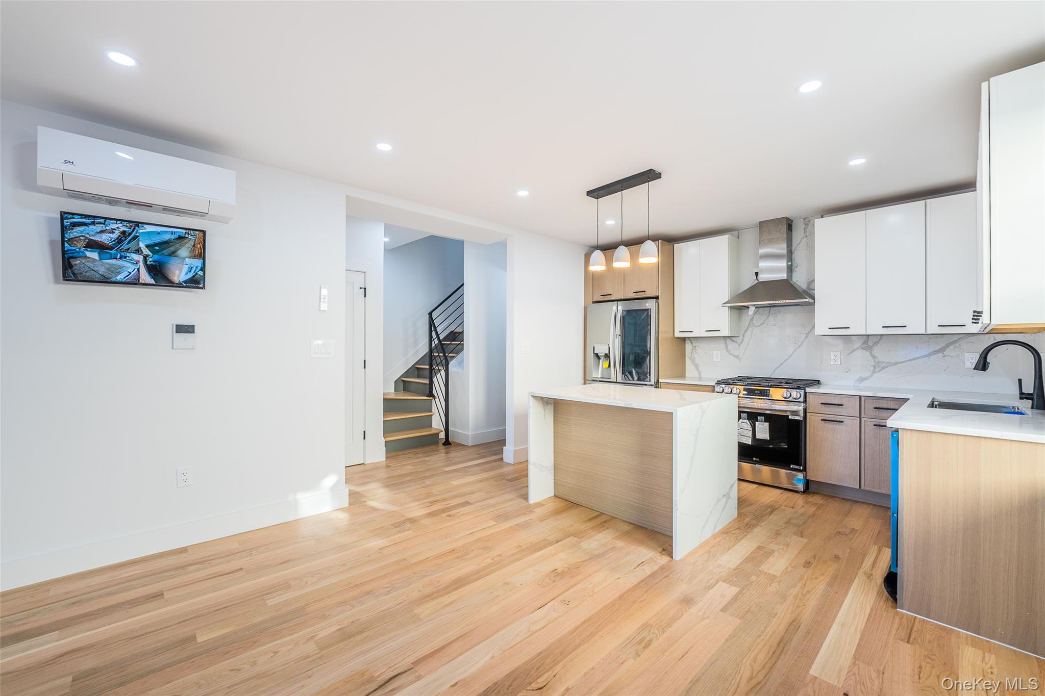 77-10 162nd Street, Flushing, NY 11366