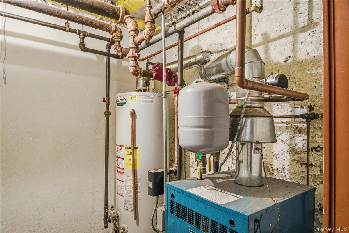 6034 Linden Street, Ridgewood, NY 11385