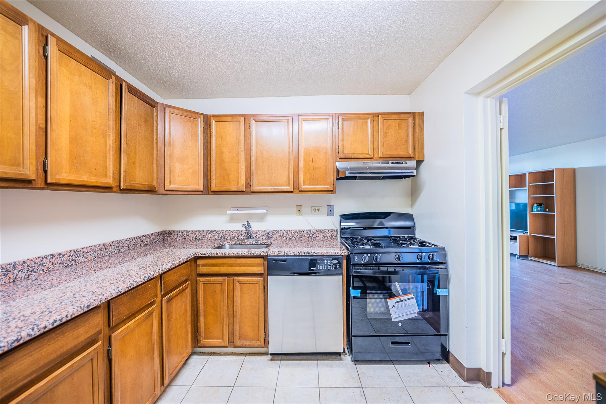 1 Bay Club Drive # 11J, Bayside, NY 11360