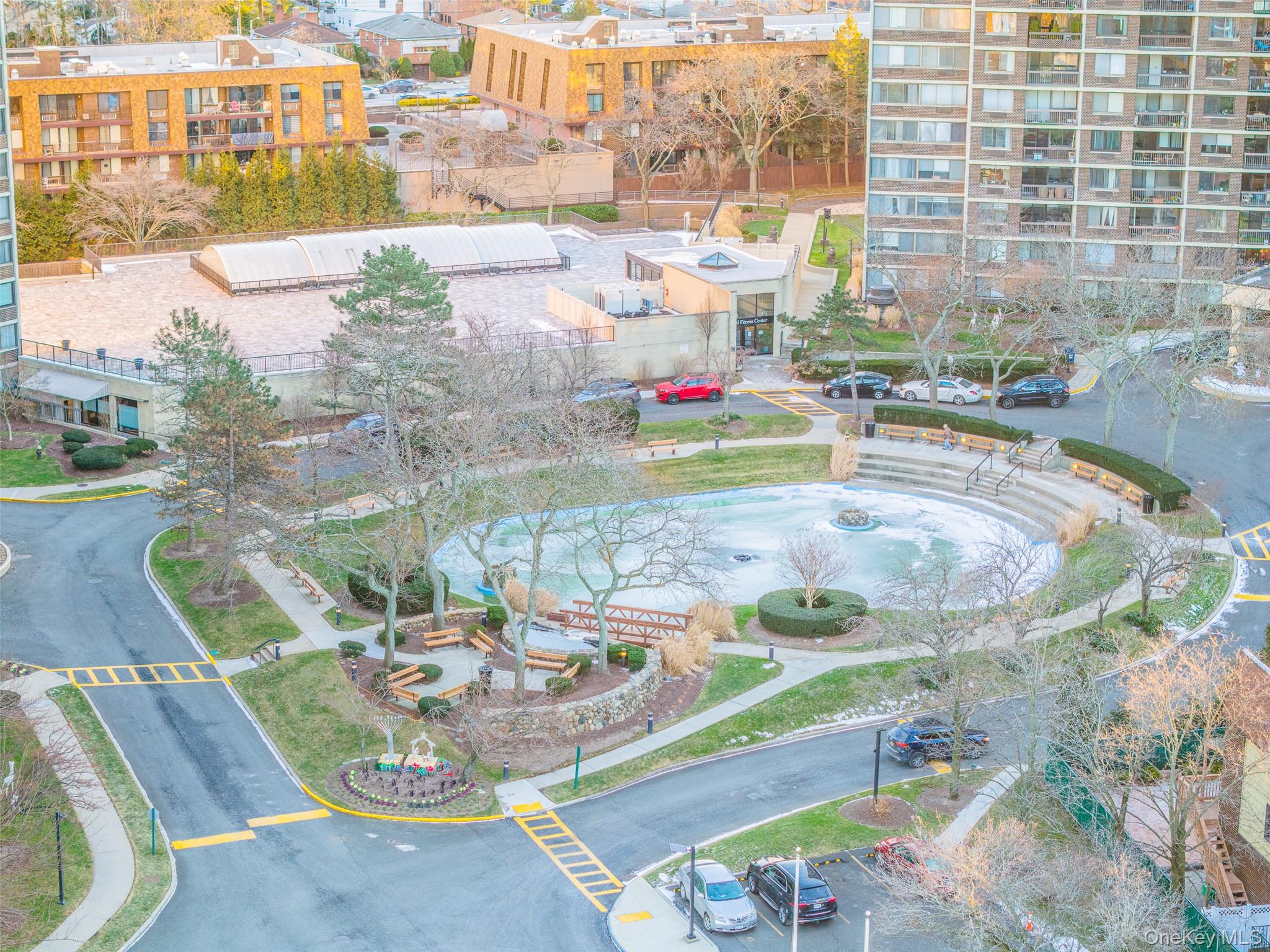 1 Bay Club Drive # 11J, Bayside, NY 11360