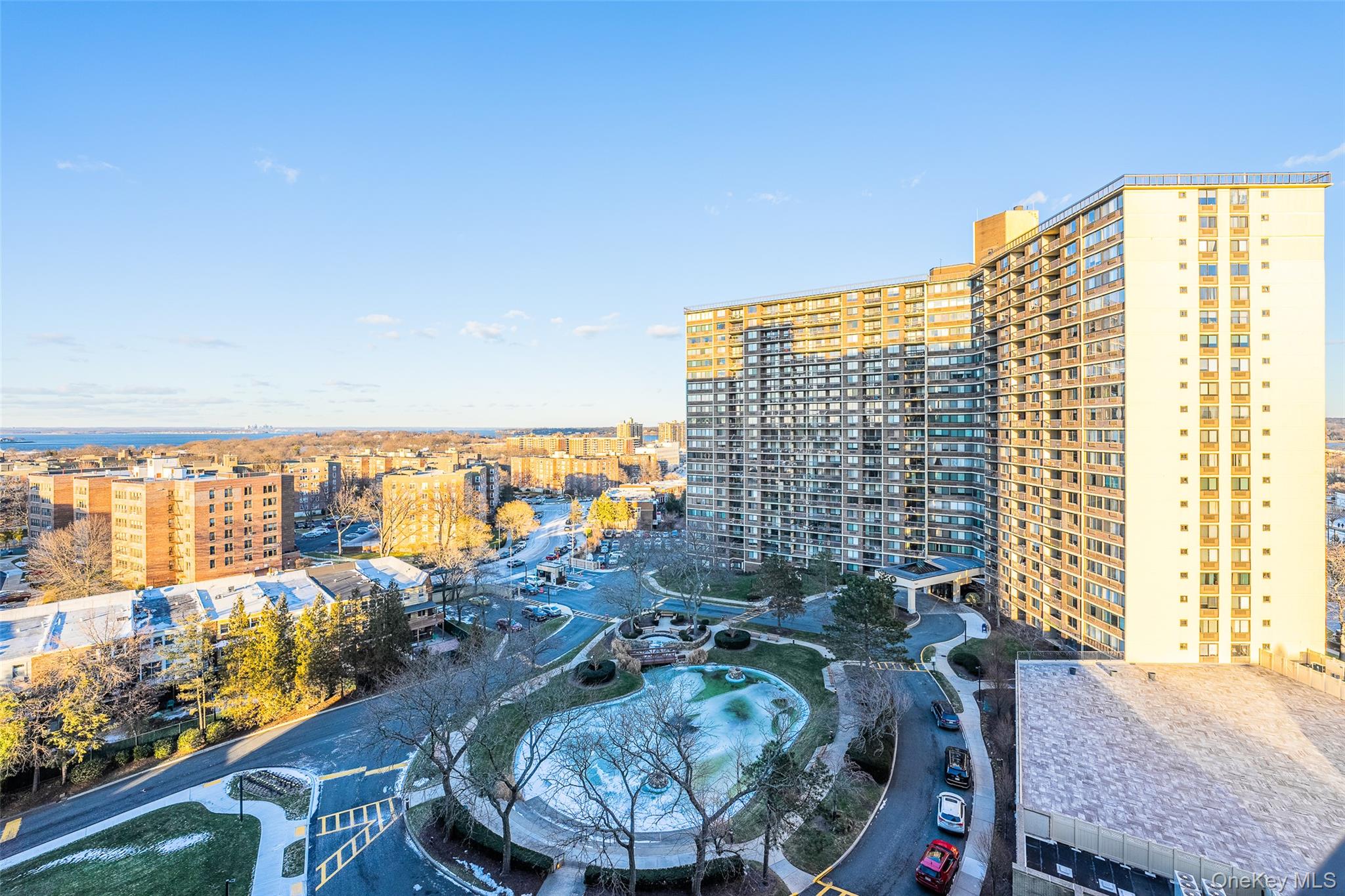 1 Bay Club Drive # 11J, Bayside, NY 11360