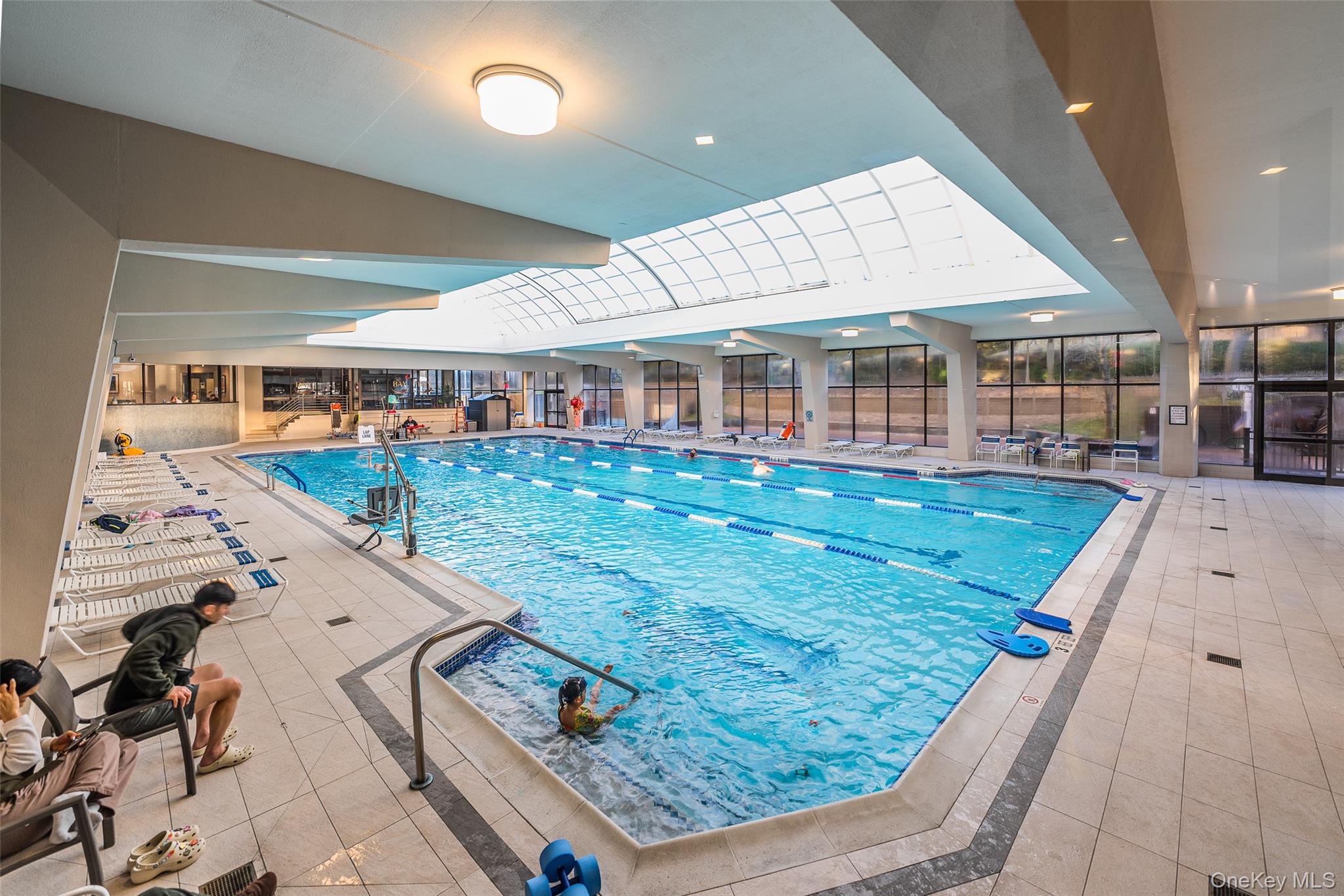 1 Bay Club Drive # 11J, Bayside, NY 11360