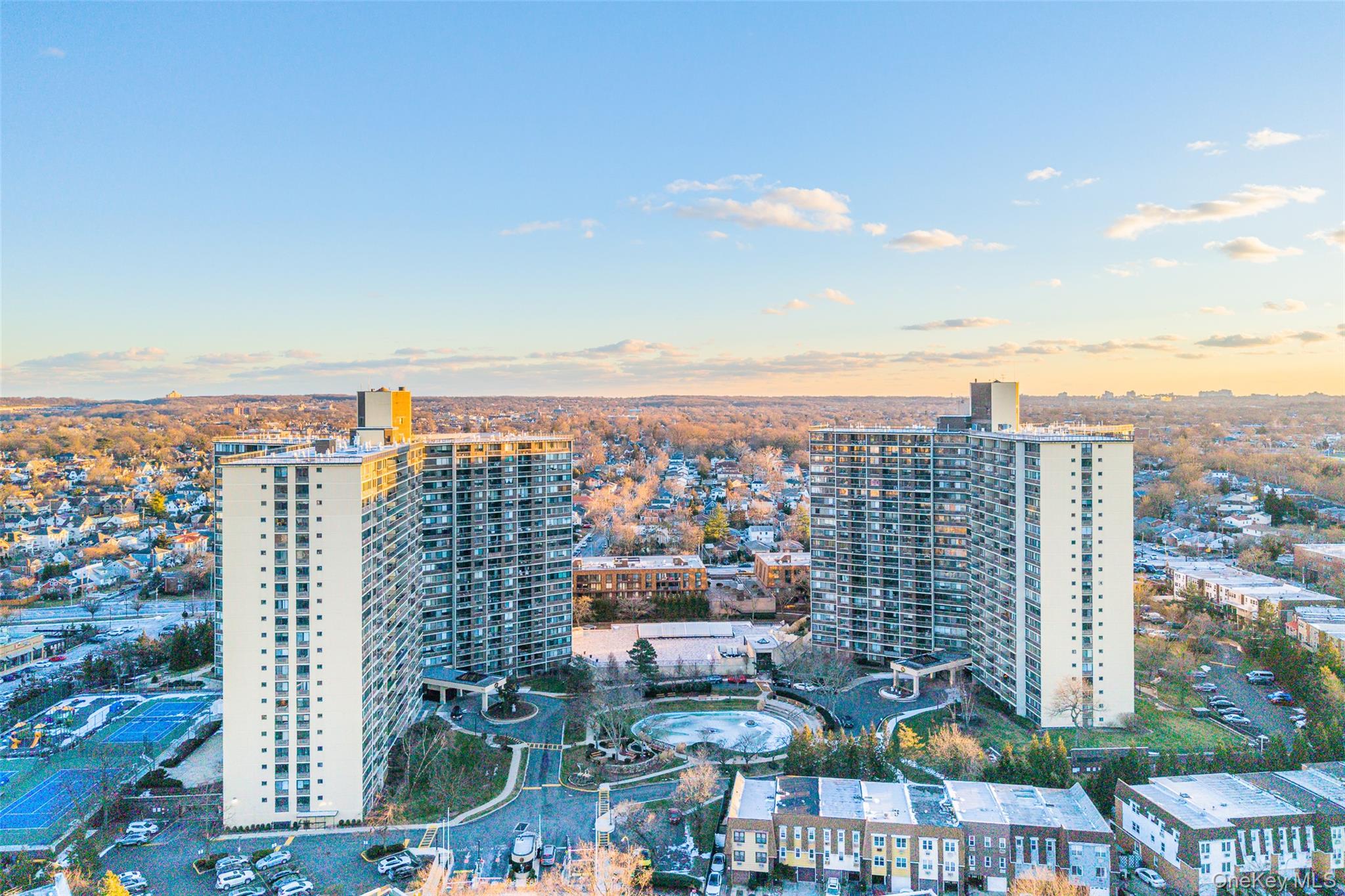 1 Bay Club Drive # 11J, Bayside, NY 11360