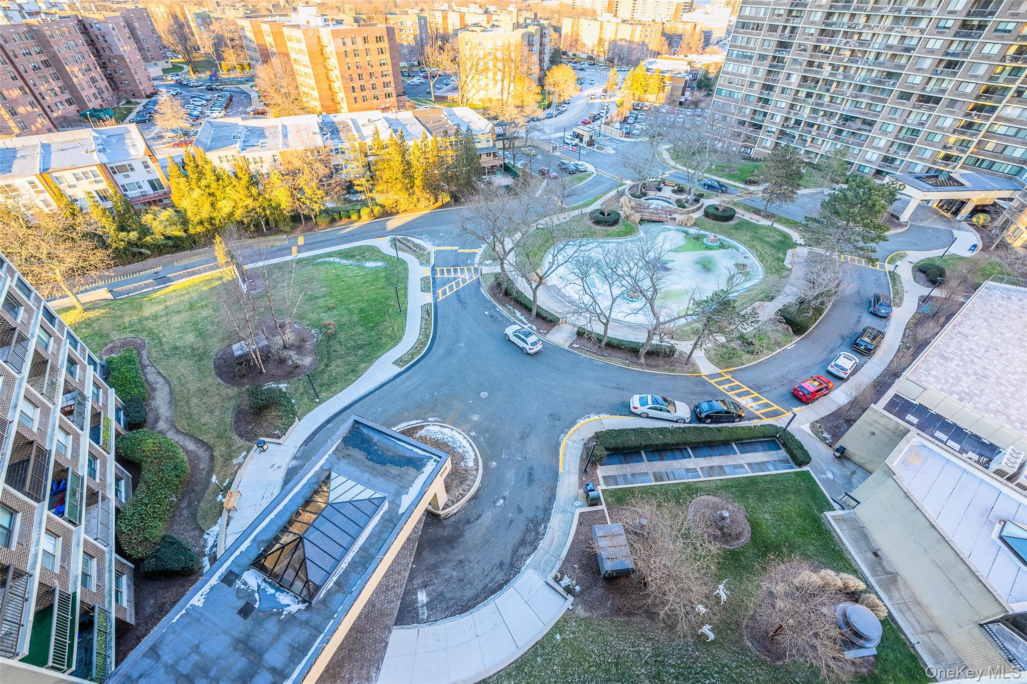 1 Bay Club Drive # 11J, Bayside, NY 11360