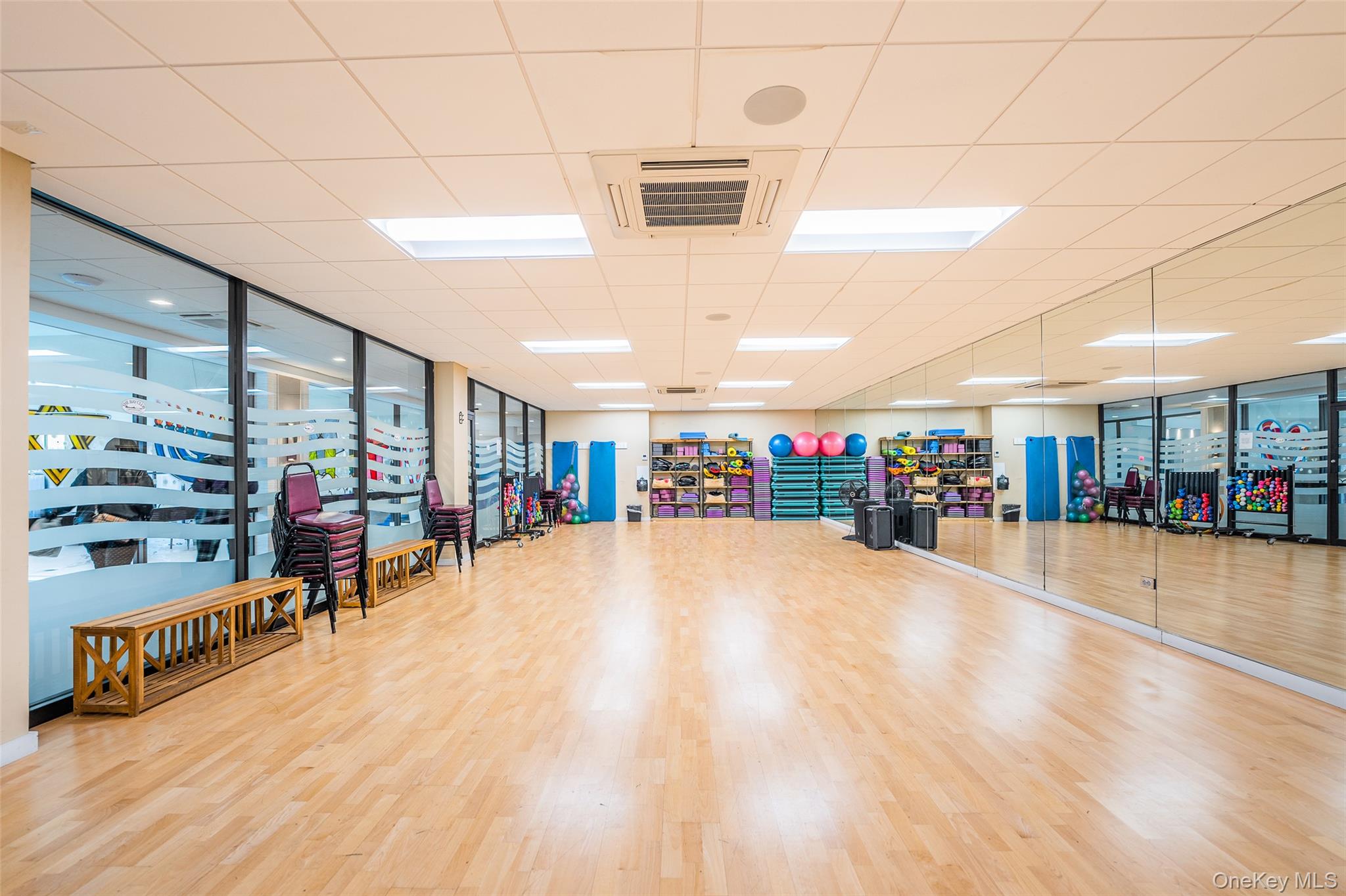 1 Bay Club Drive # 11J, Bayside, NY 11360