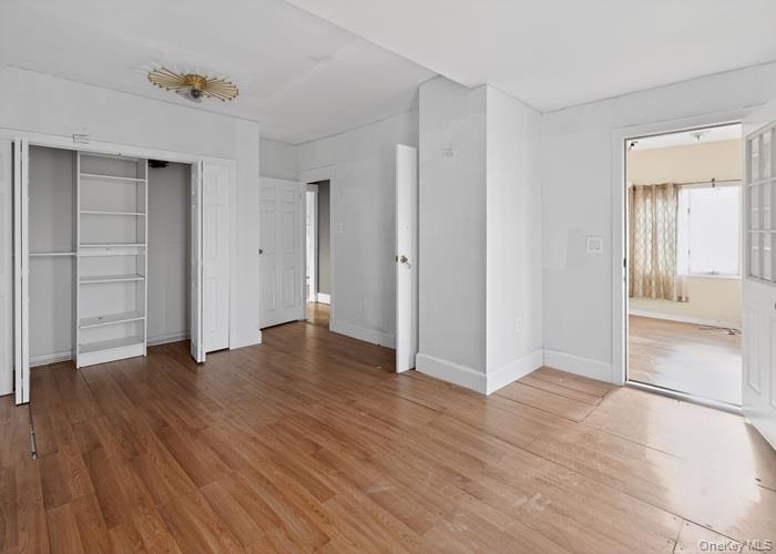 40 MCLAUGHLIN Street, Staten Island, NY 10305