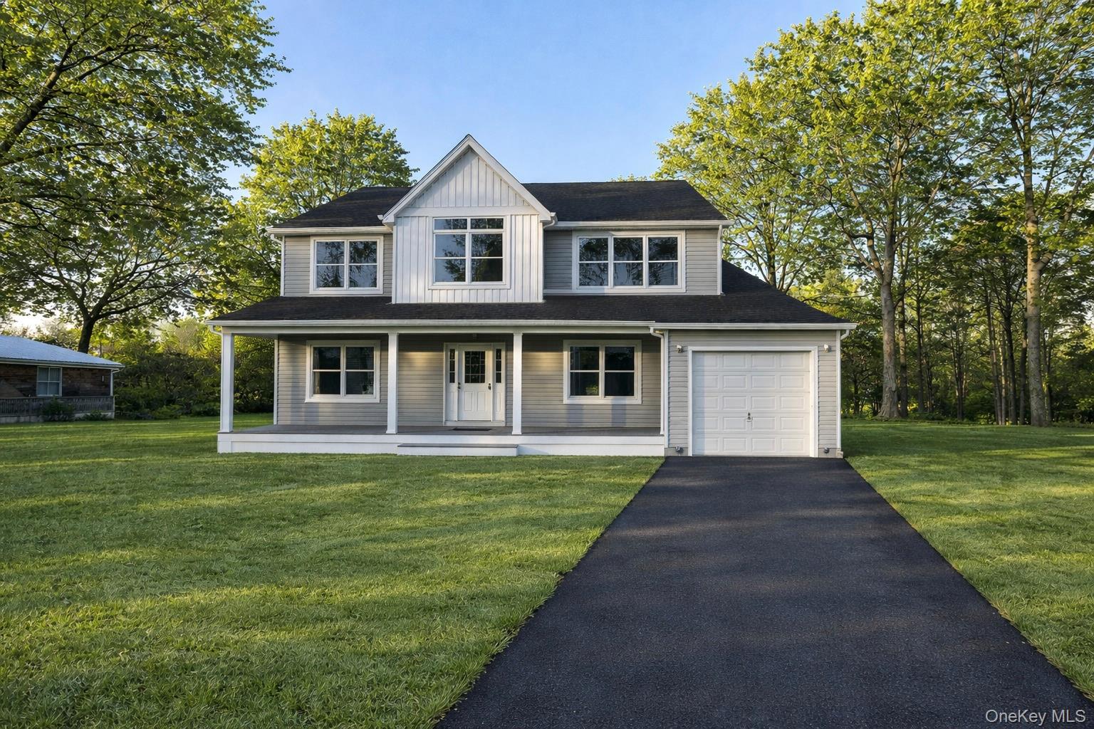 89 N South Street, Manorville, NY 11949