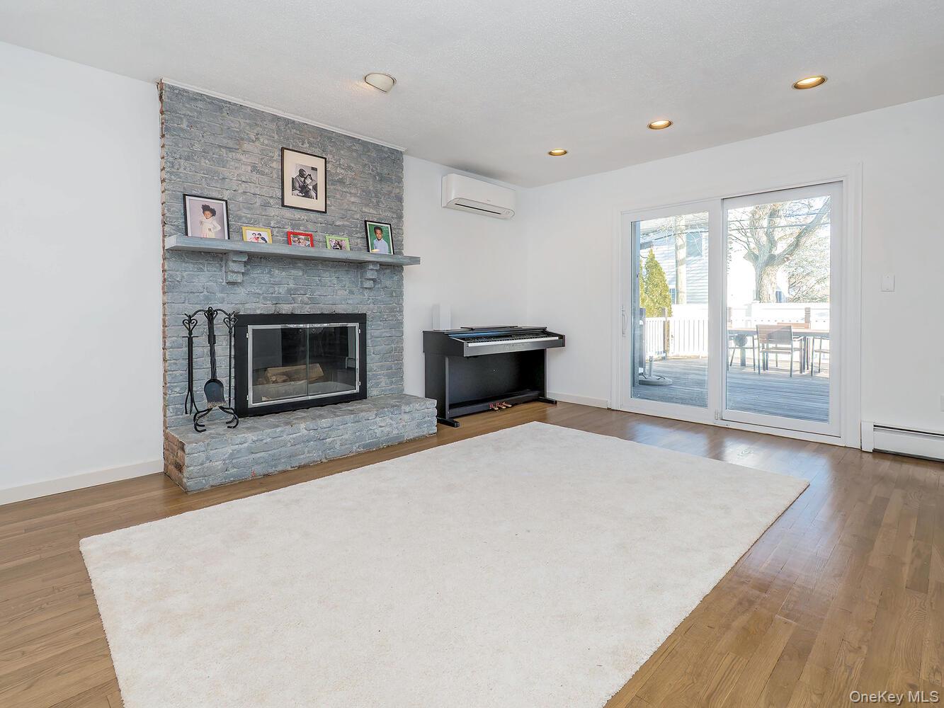 127 Cow Neck Road, Port Washington, NY 11050