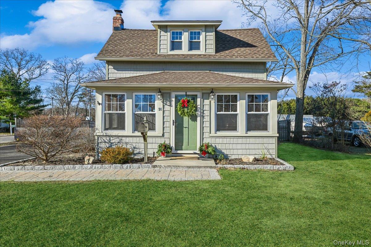 94 Chapel Avenue, East Patchogue, NY 11772