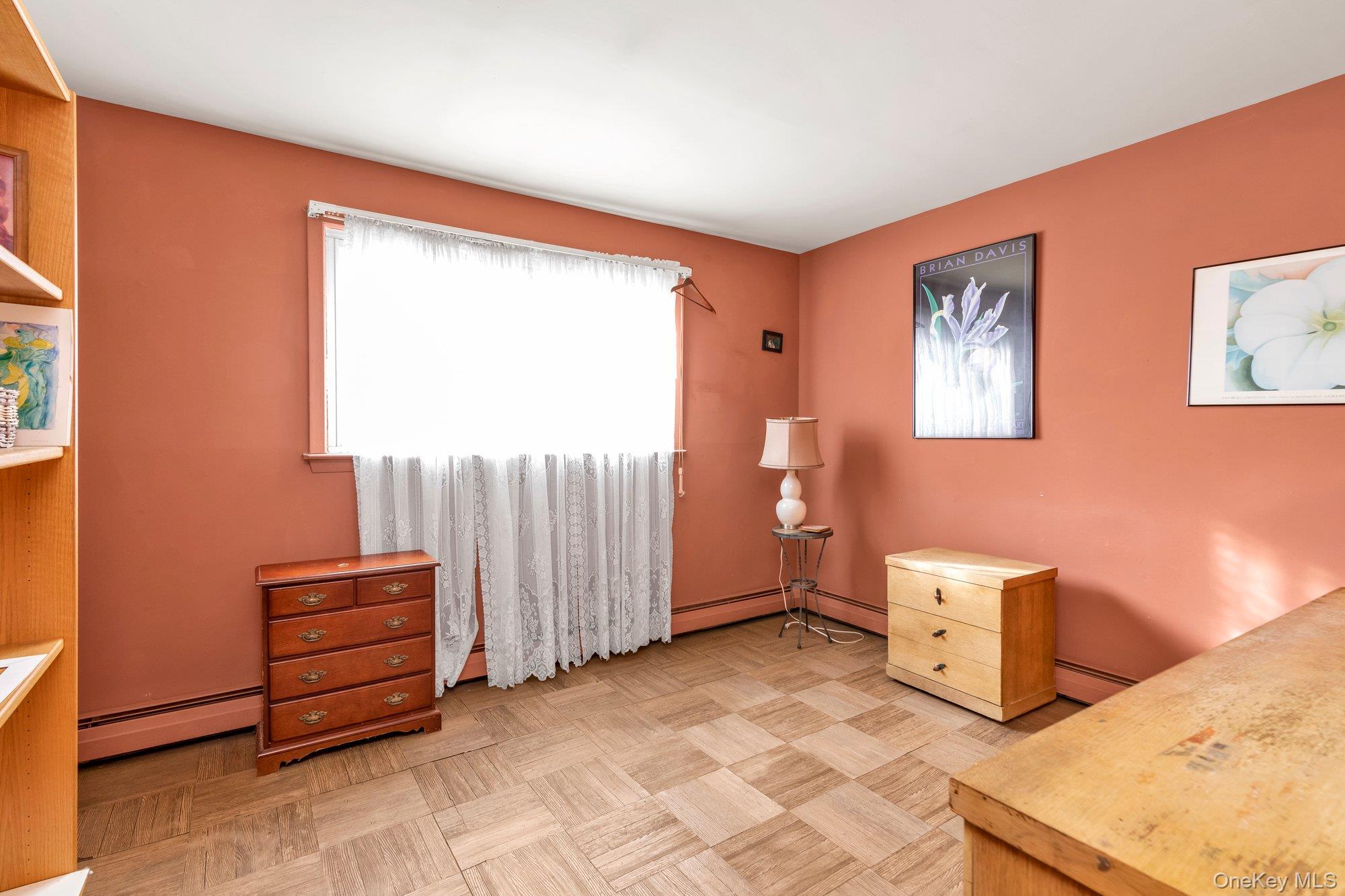 8 Straight Lane, Levittown, NY 11756