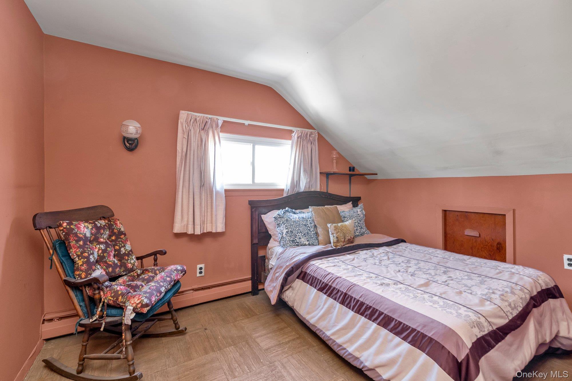 8 Straight Lane, Levittown, NY 11756