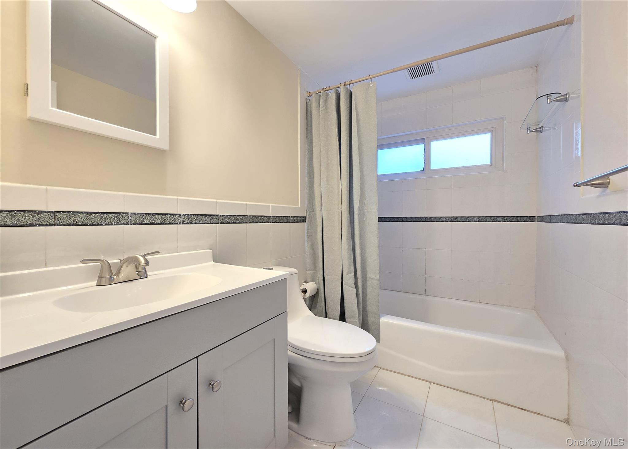 2 Coed Lane, Farmingville, NY 11738