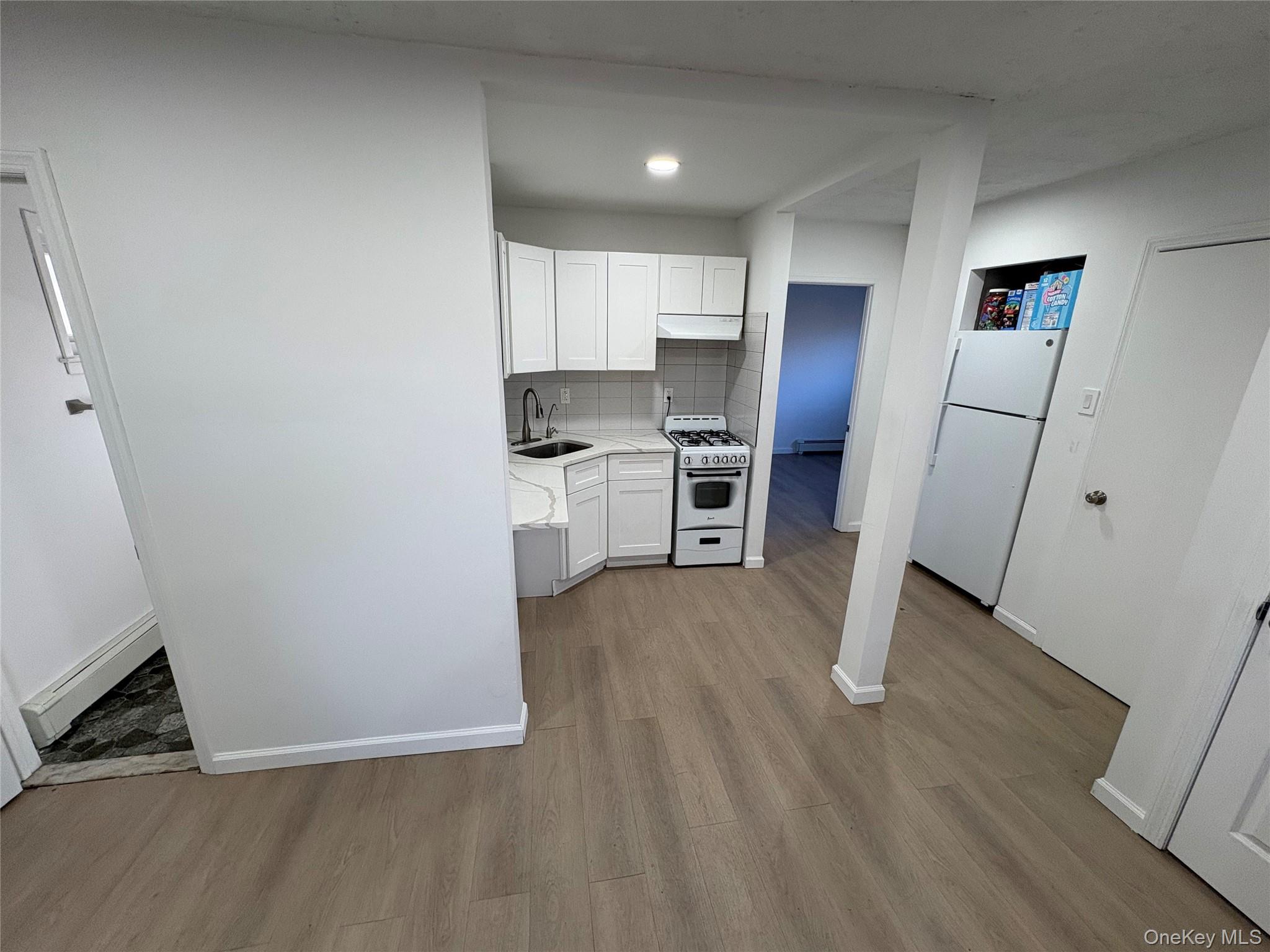 5494 Expressway Drive S, Holtsville, NY 11742