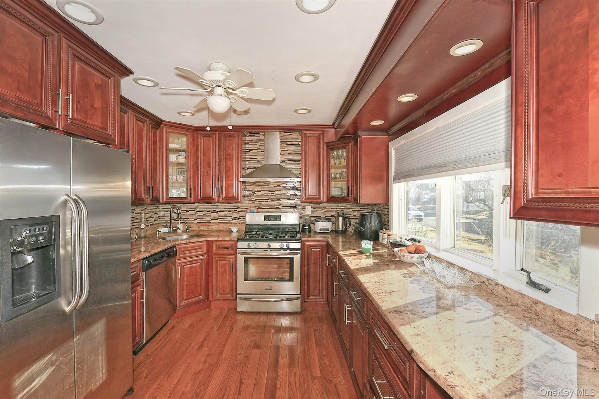 120 Brenner Avenue, Bethpage, NY 11714