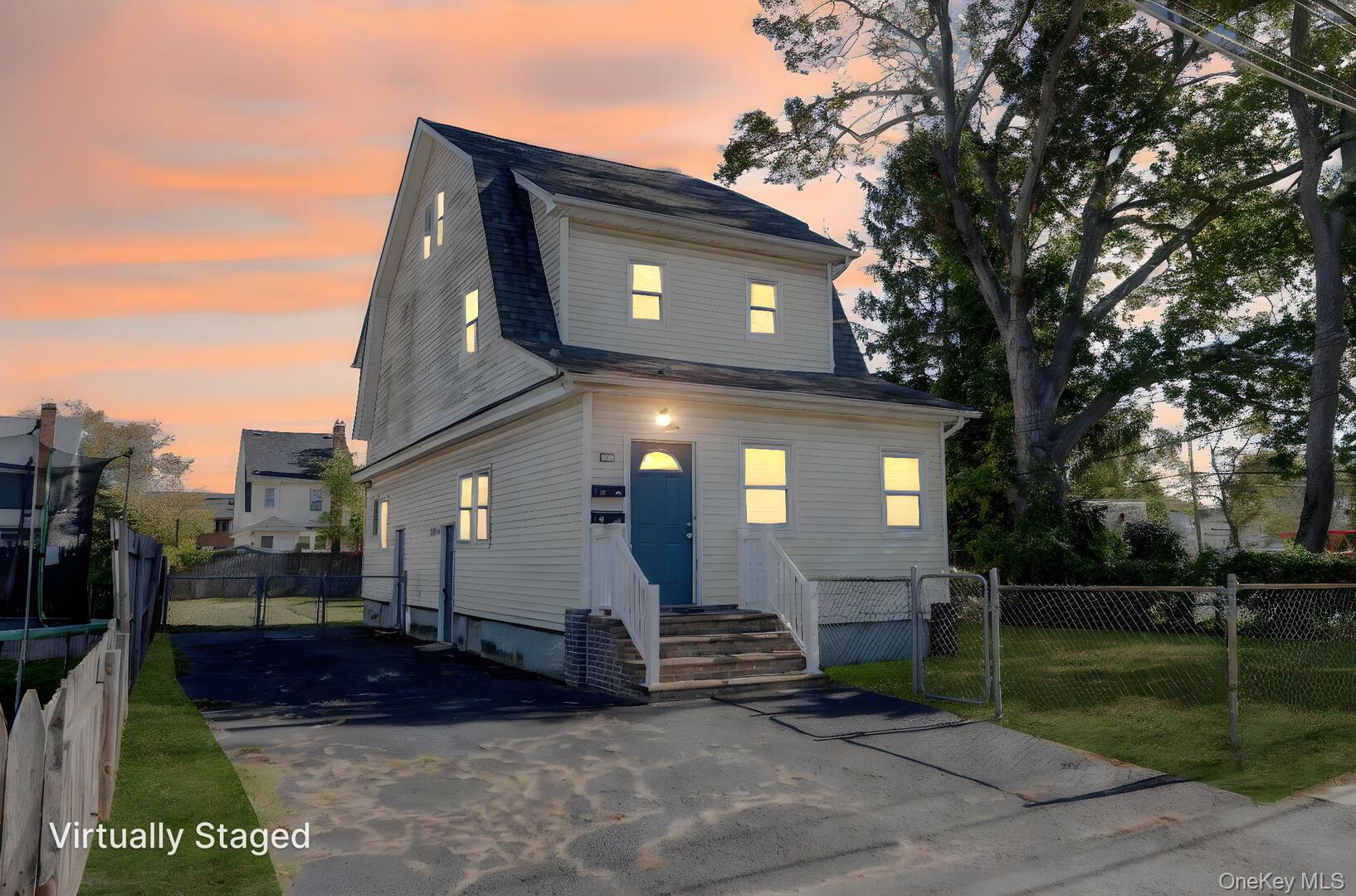 39 Chapman Place # 1, Bay Shore, NY 11706