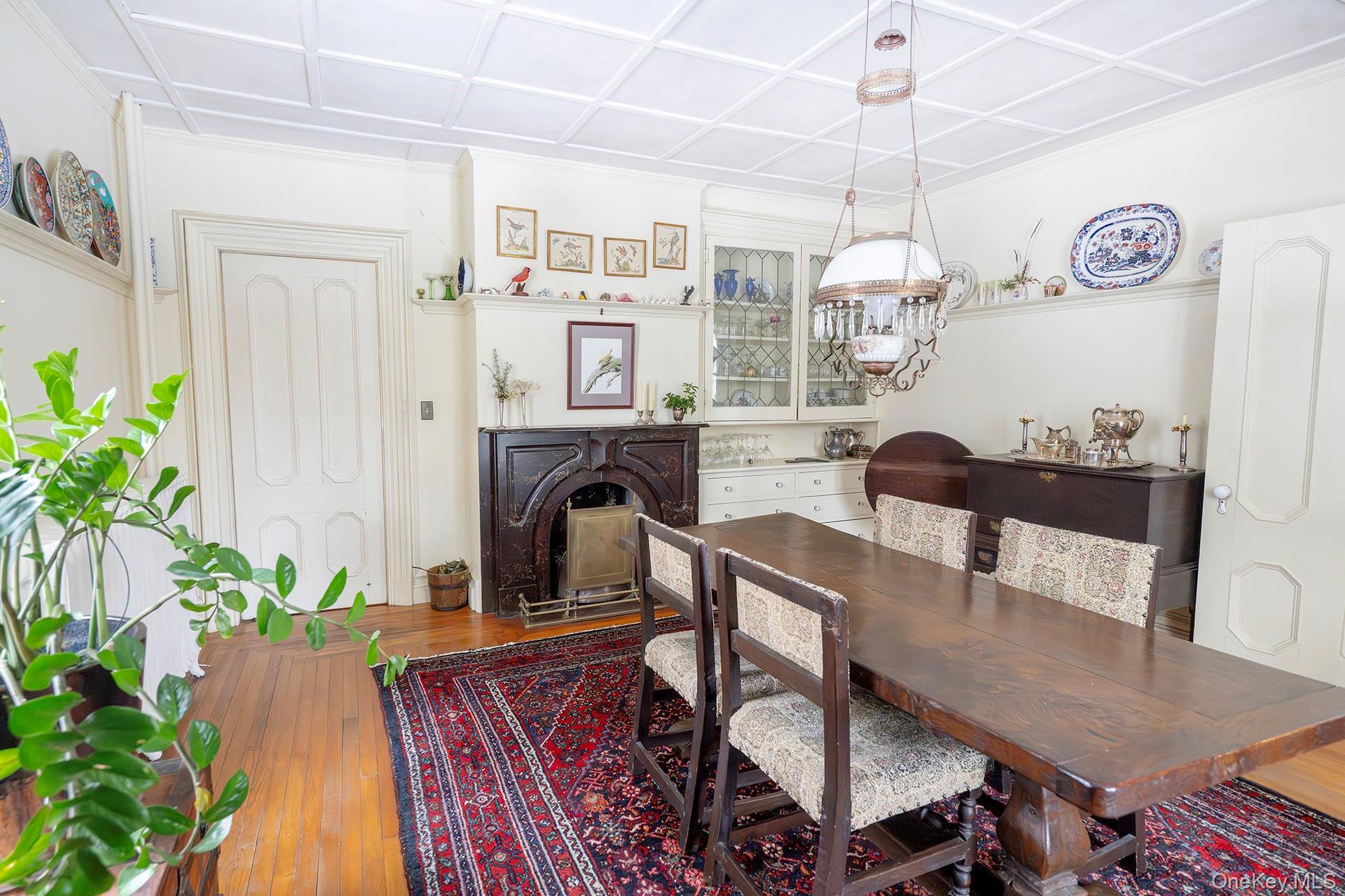 819 Van Wagner Road, Poughkeepsie, NY 12601