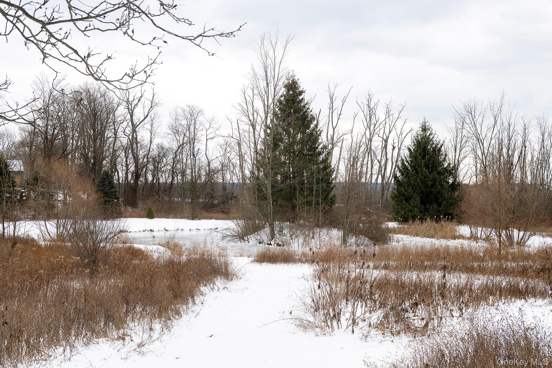 819 Van Wagner Road, Poughkeepsie, NY 12601