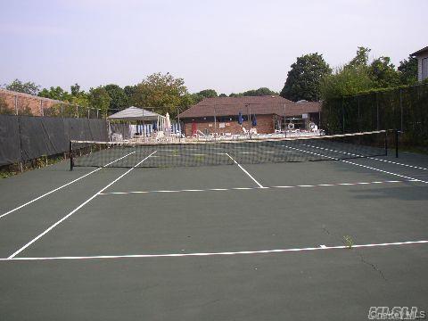 132 Laurel Lane, Wantagh, NY 11793