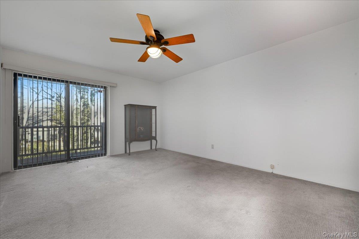 132 Laurel Lane, Wantagh, NY 11793