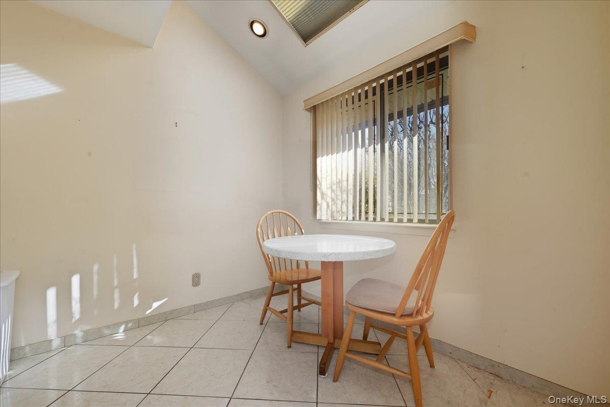 132 Laurel Lane, Wantagh, NY 11793