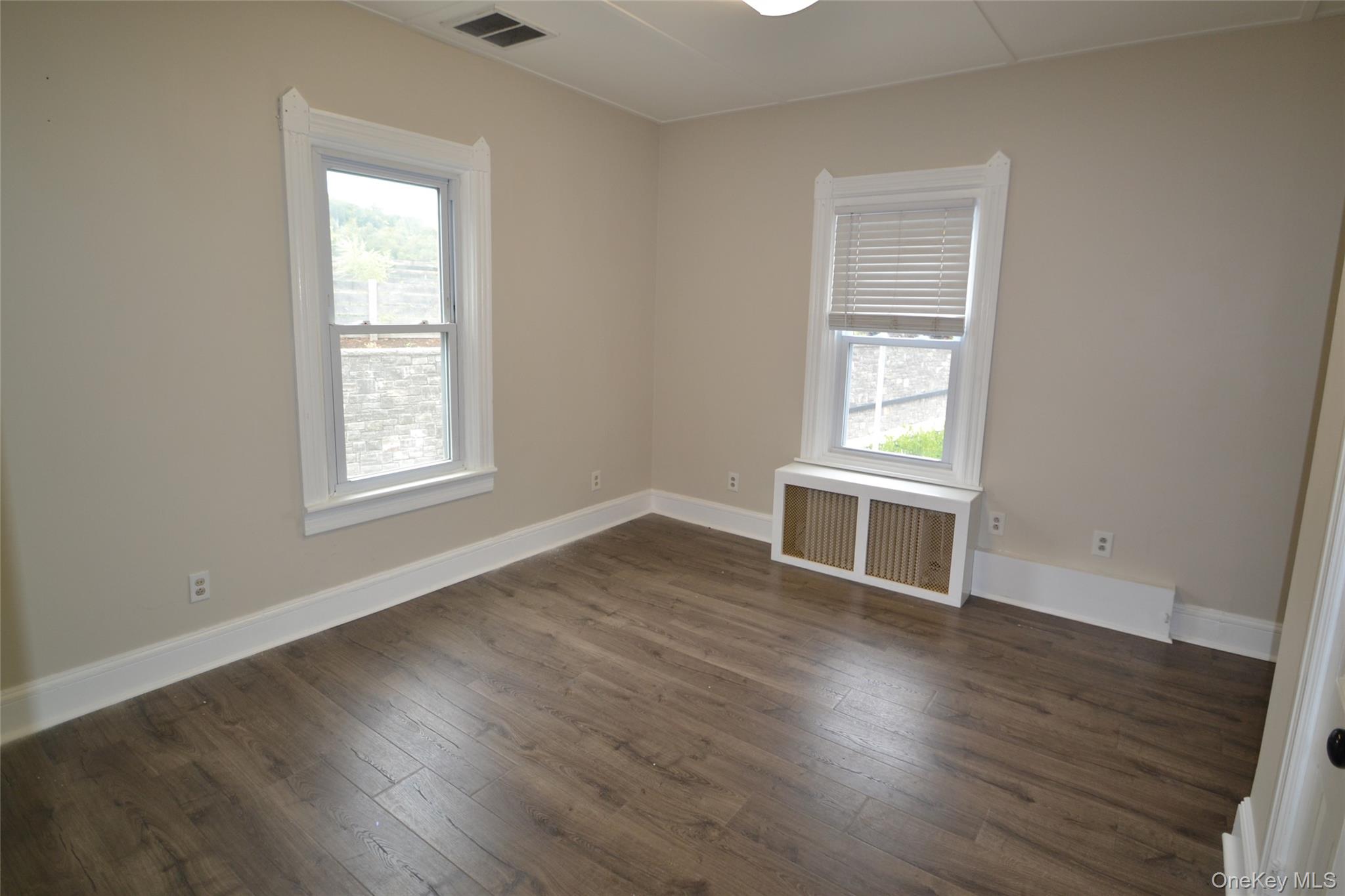 282 S Broadway, Nyack, NY 10960