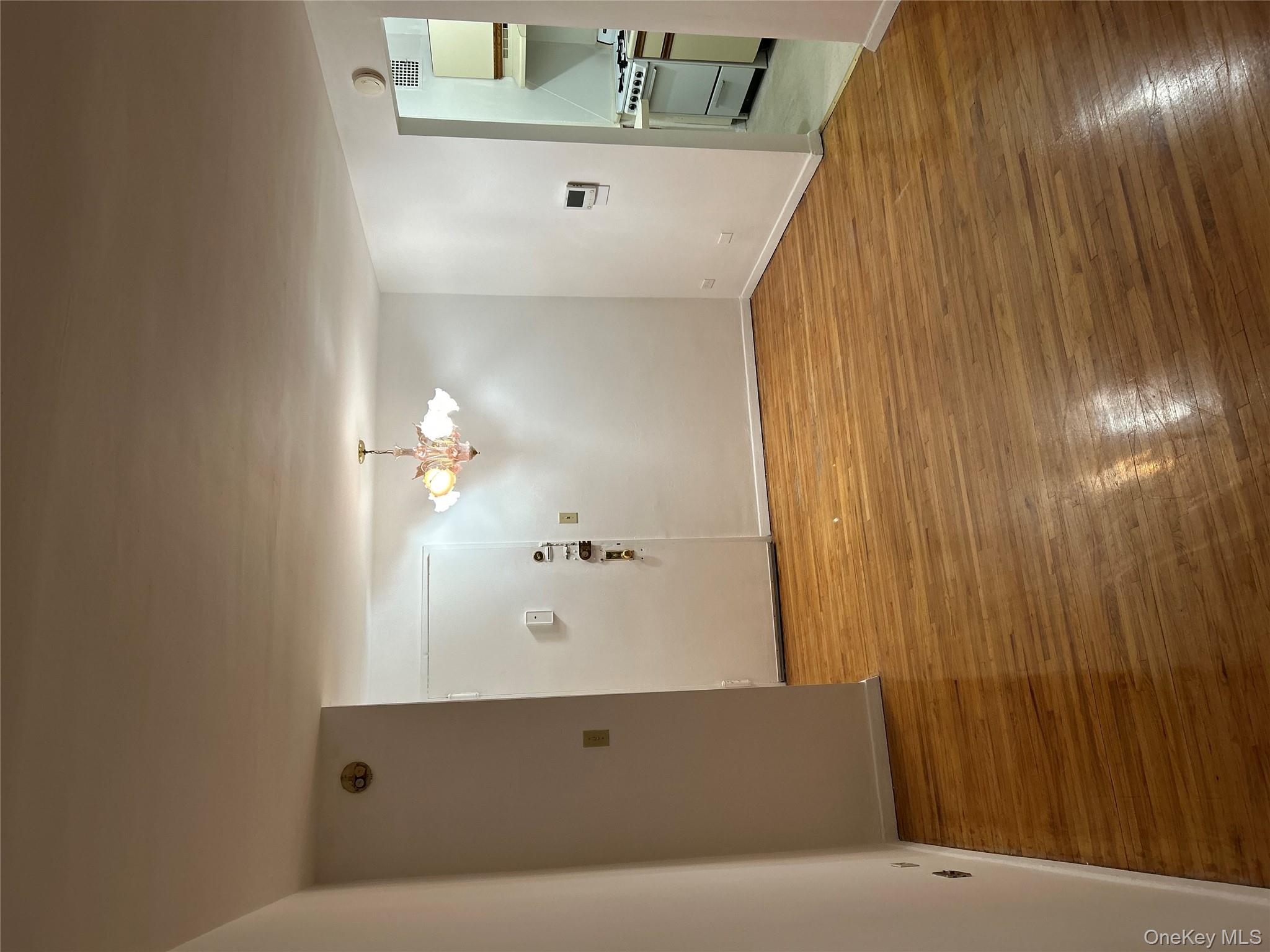 2015 Saint Paul Avenue # 5F, Bronx, NY 10461