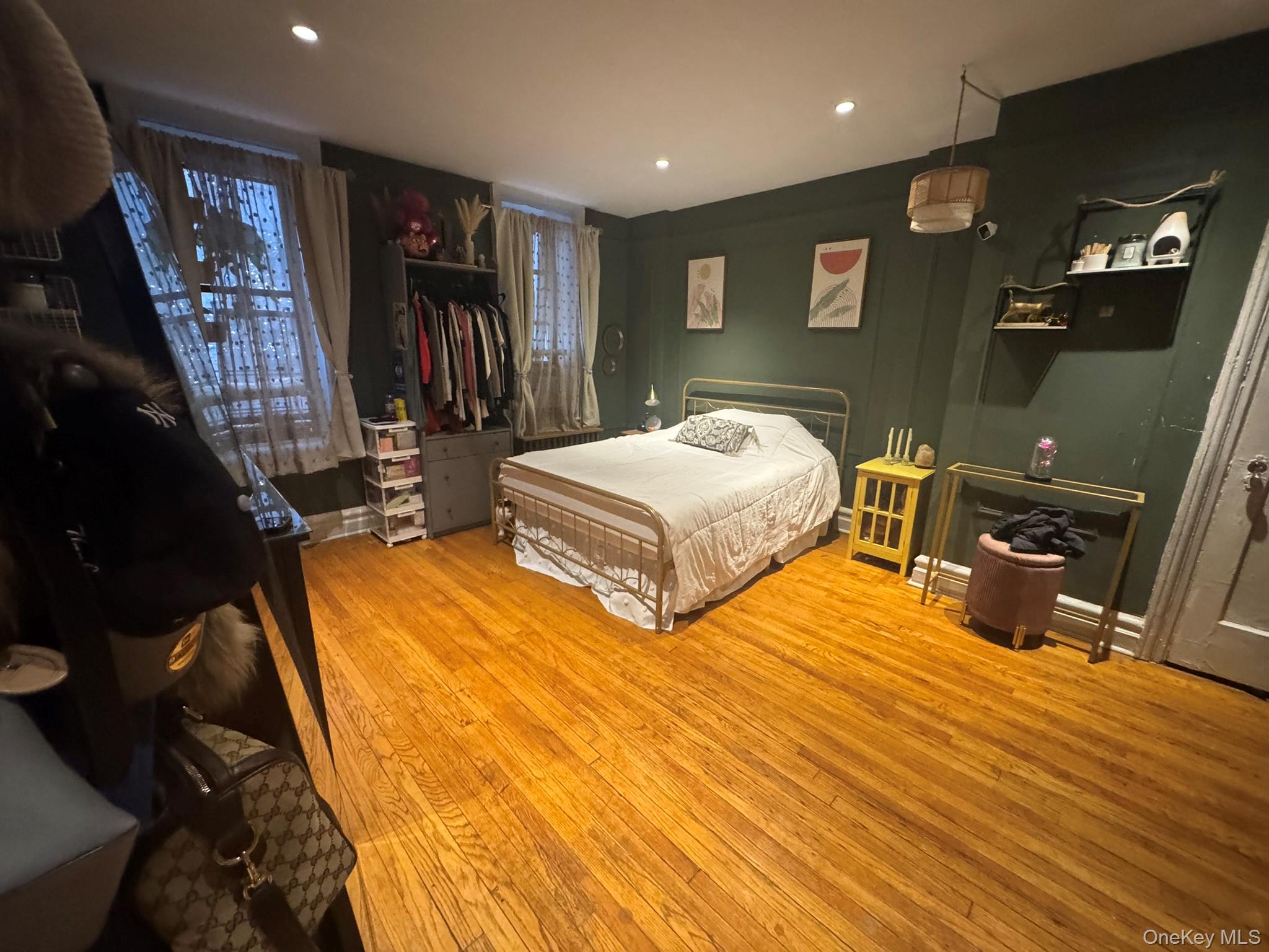 83-19 116th Street # 1D, Kew Gardens, NY 11415