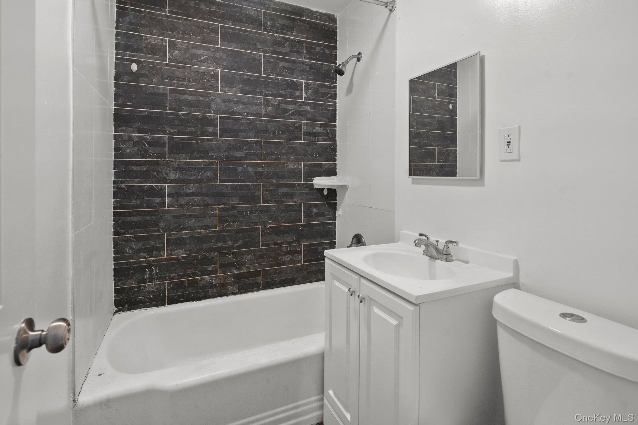 15 Vernon Terrace, Poughkeepsie, NY 12601