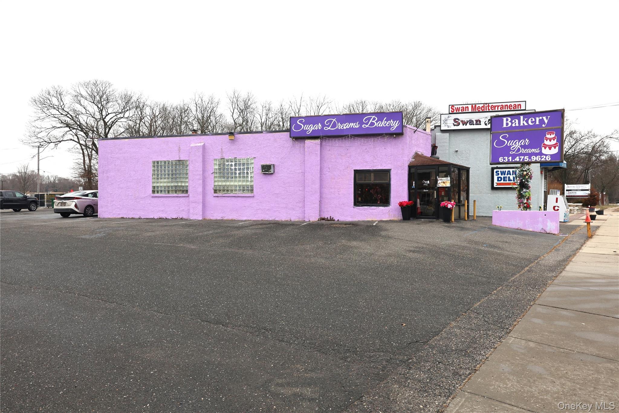 15 S Country Road, East Patchogue, NY 11772