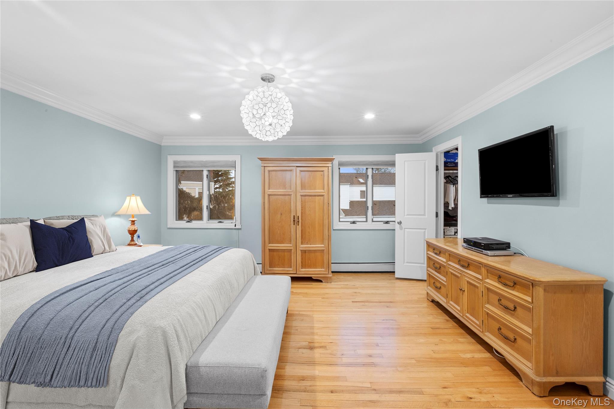 2686 Frances Street, Bellmore, NY 11710