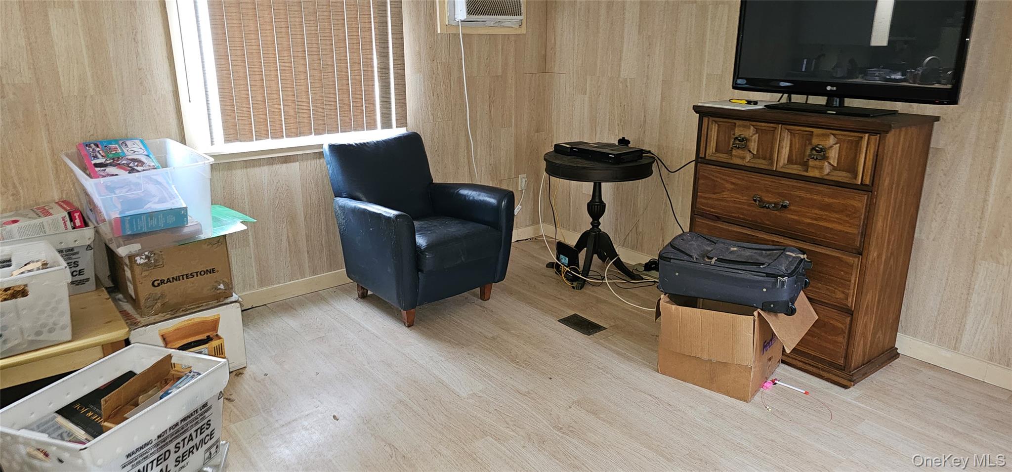 525 Riverleigh Avenue # 206, Riverhead, NY 11901