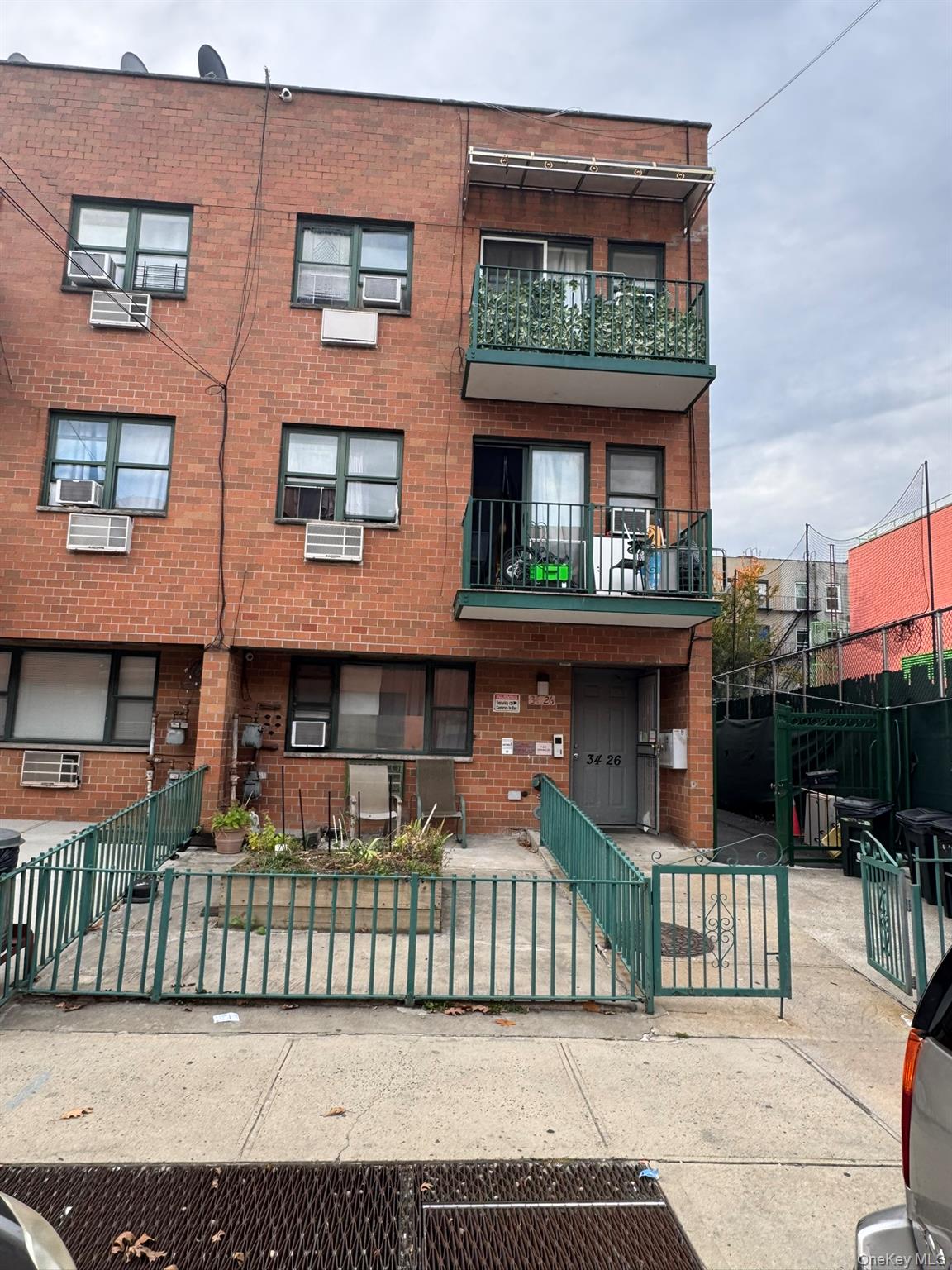 34-26 10 Street, Astoria, NY 11106