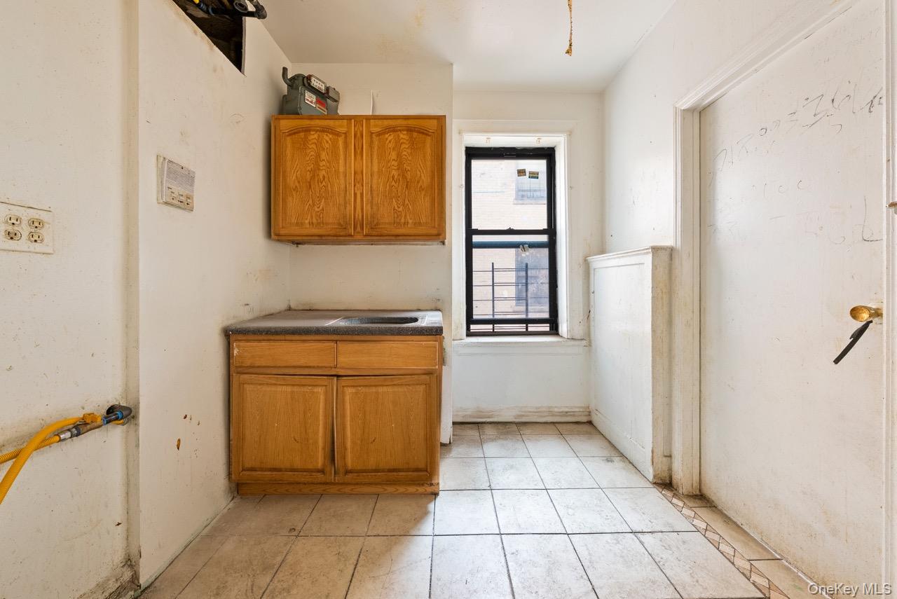 1715 Nelson Avenue # 4H, Bronx, NY 10453