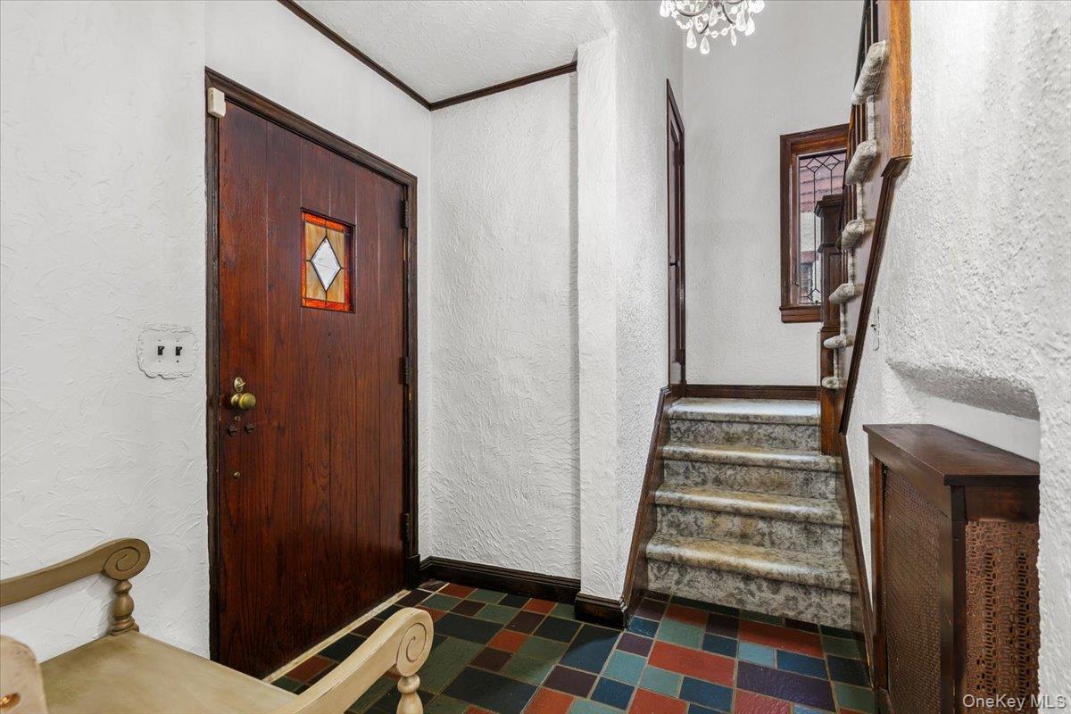 212 Manhattan Avenue, Tuckahoe, NY 10707