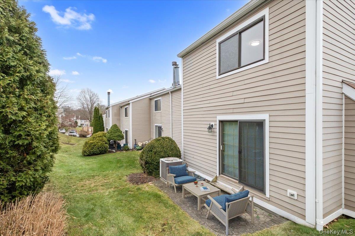 18 Park Drive, Mount Kisco, NY 10549