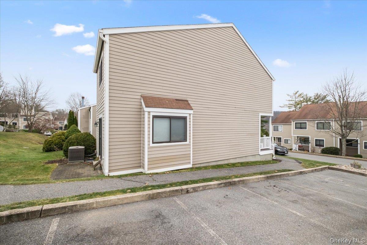 18 Park Drive, Mount Kisco, NY 10549