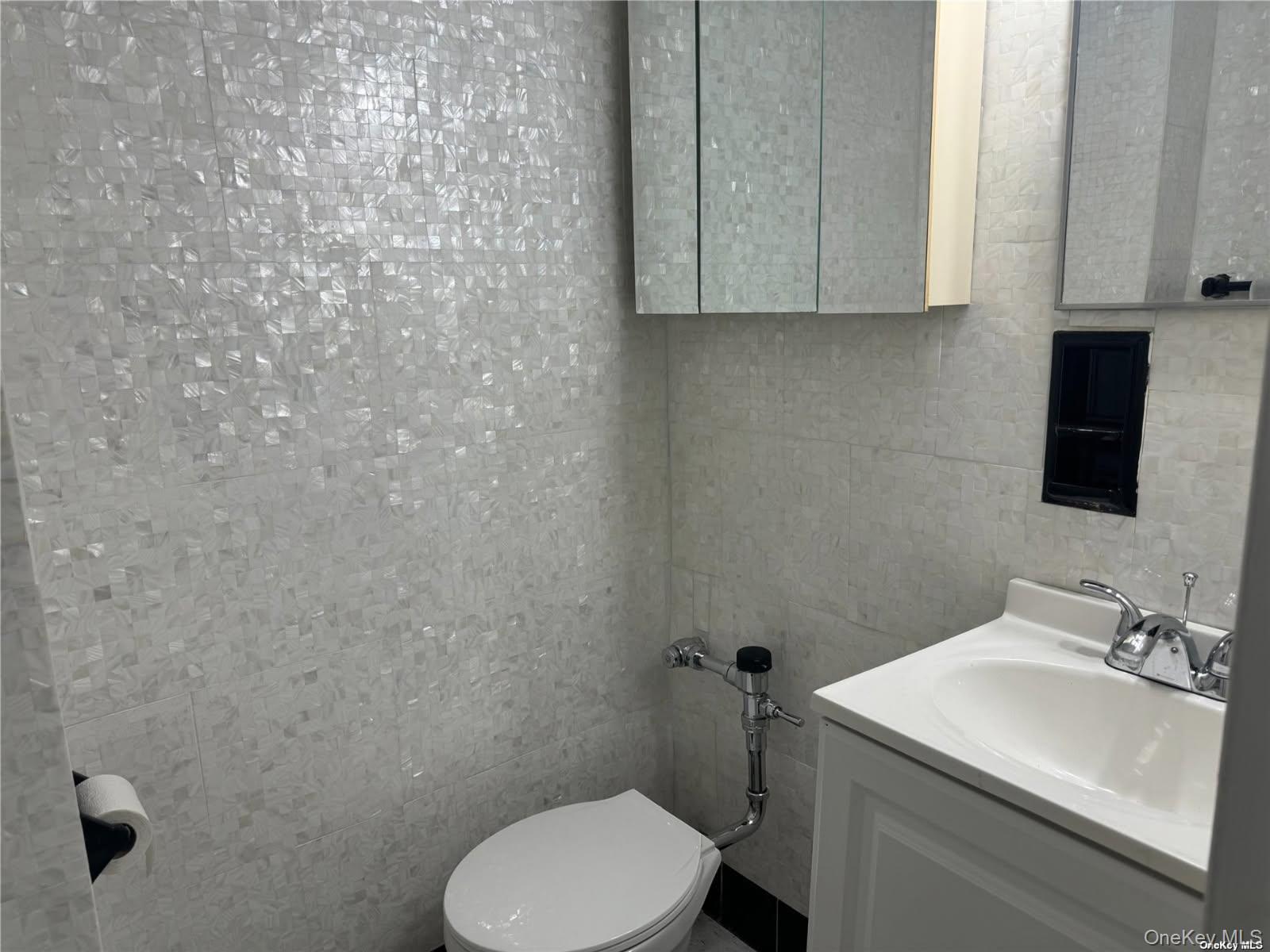 33-07 91st Street # 6F, Jackson Heights, NY 11372