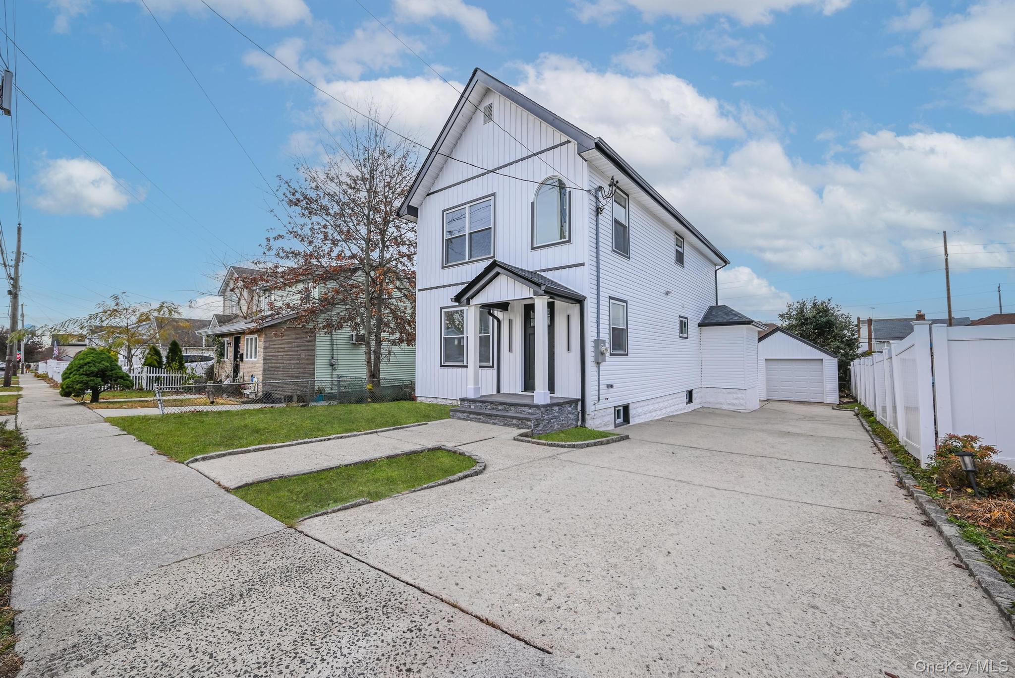 44 Catherine Avenue, Franklin Square, NY 11010