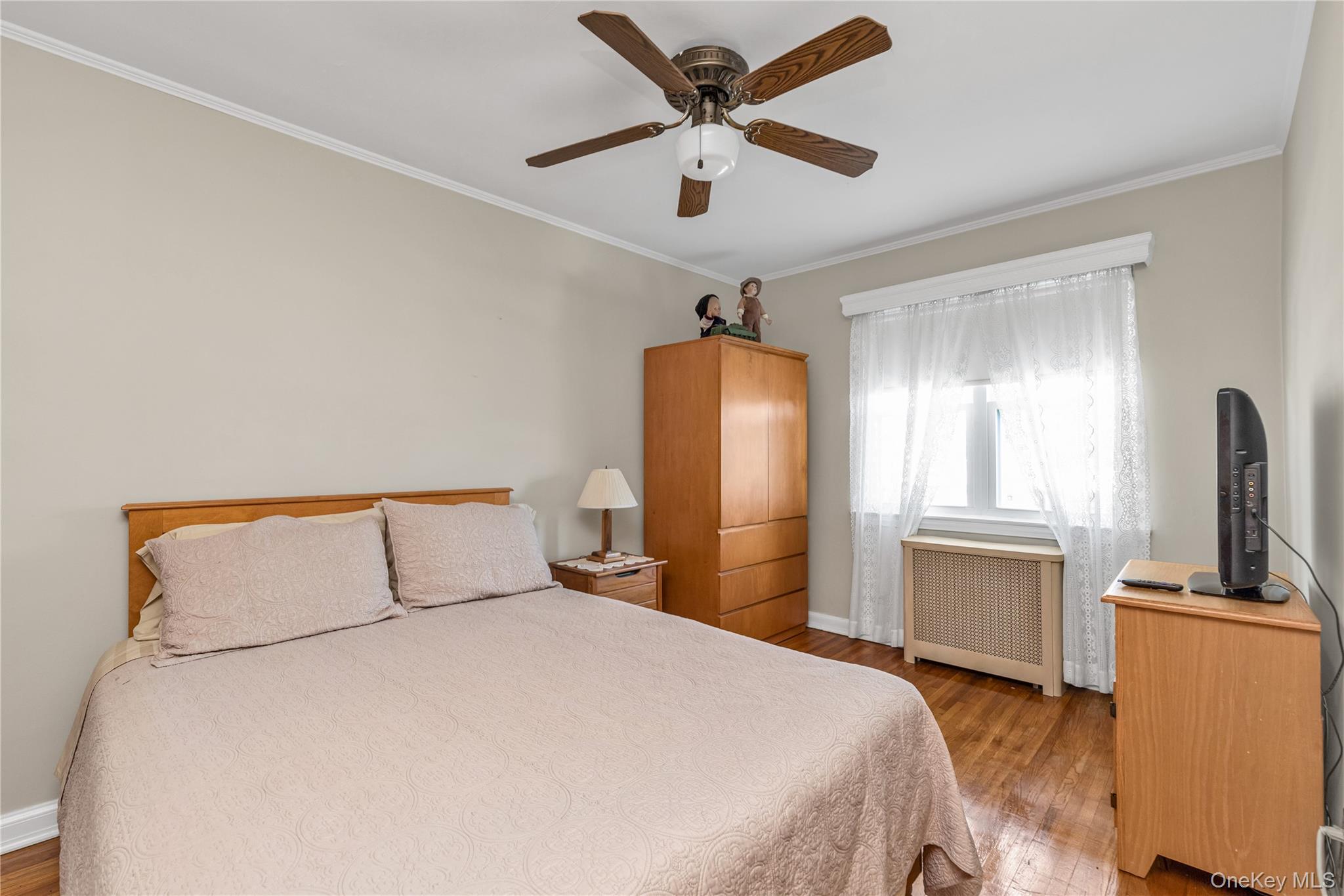 142-24 61st Road, Flushing, NY 11367