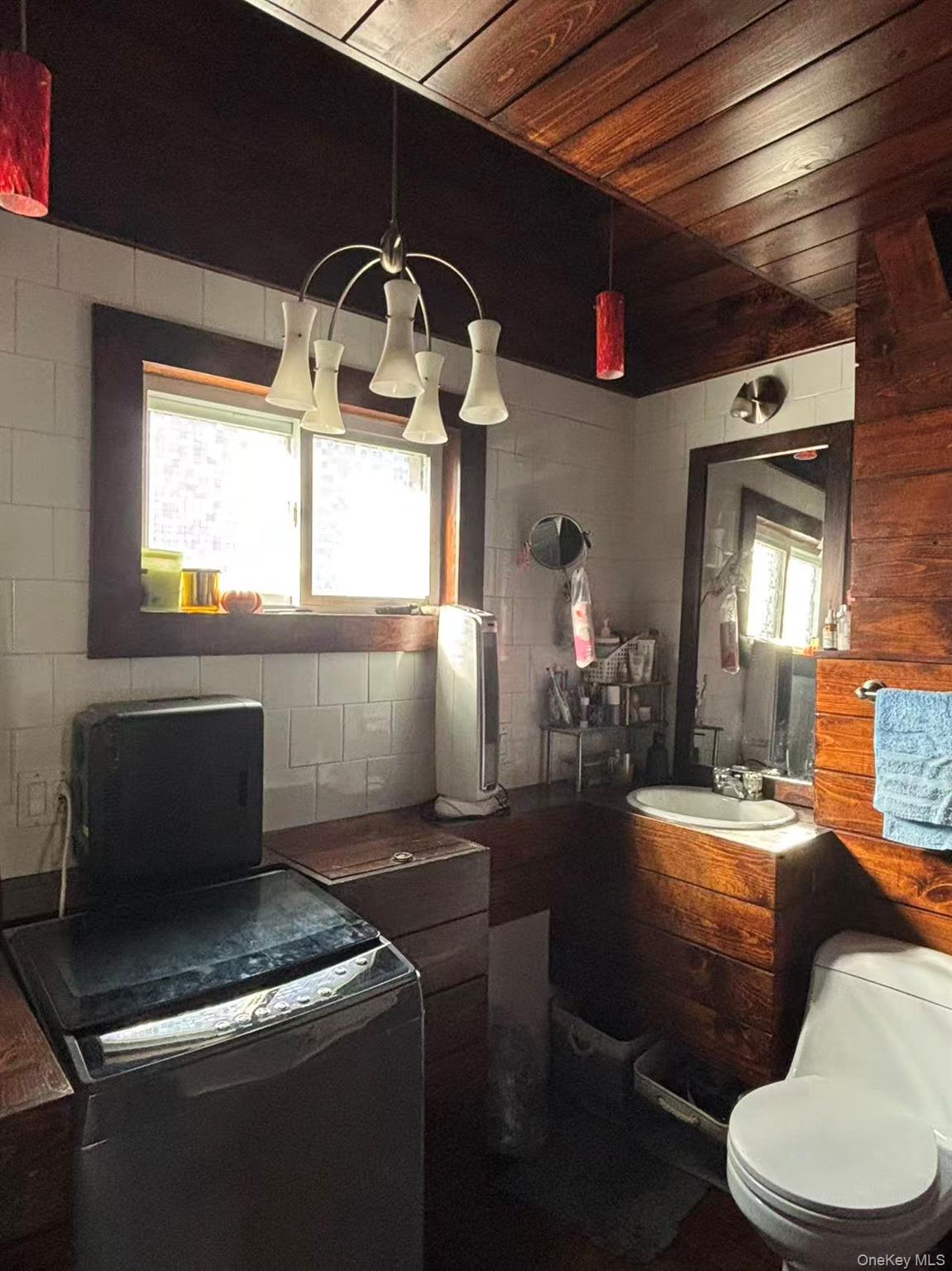 57-15 66th Street, Maspeth, NY 11378