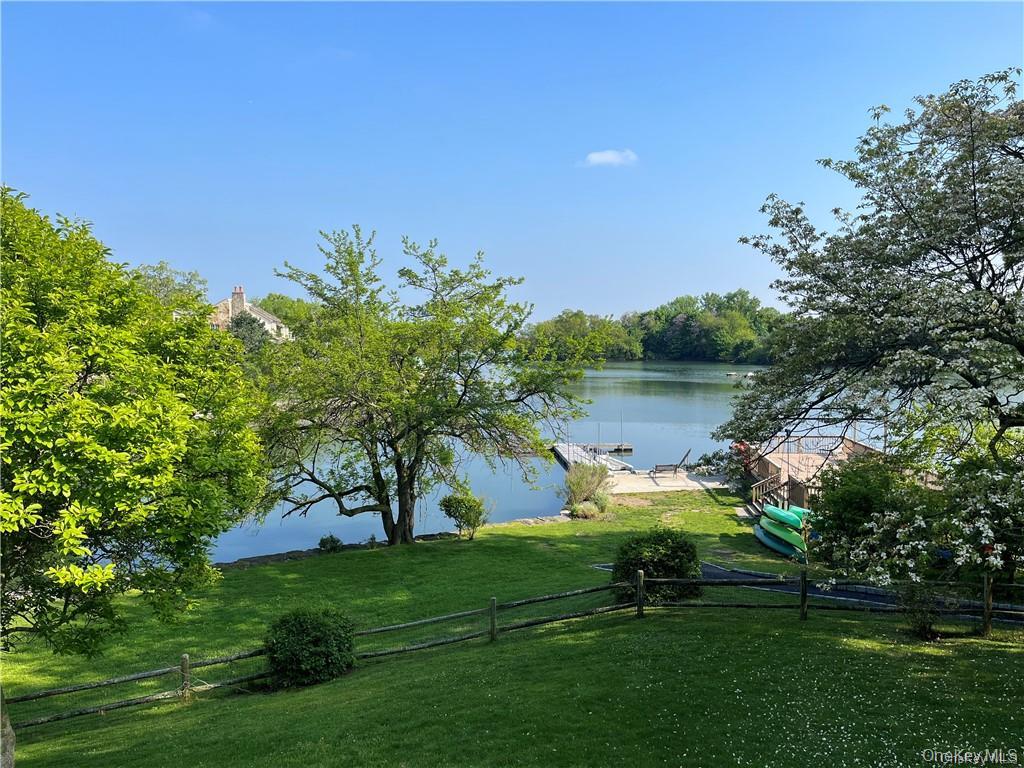 13 Dock Pathway, New Rochelle, NY 10801