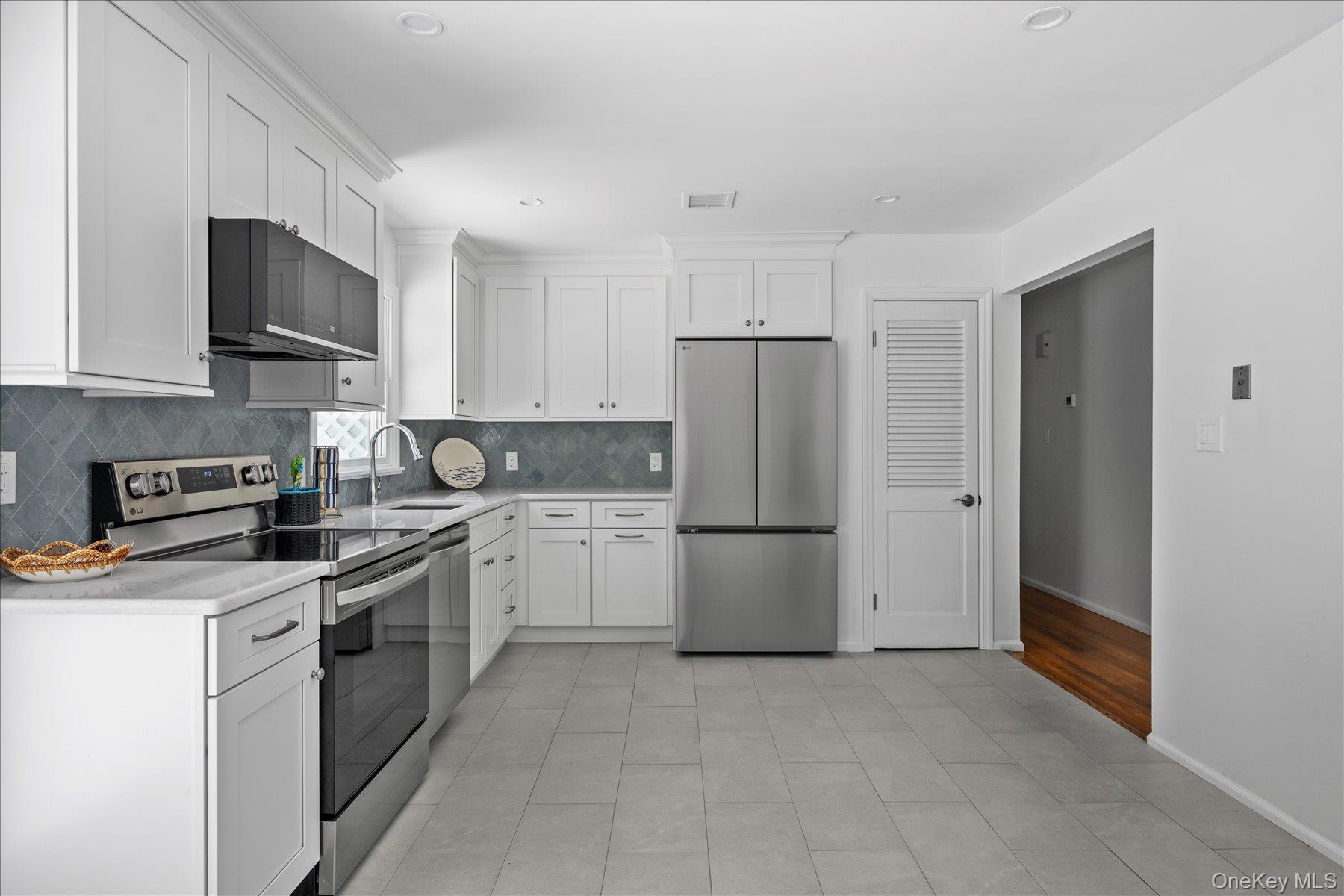 64 Old Depot Road, Quogue, NY 11959