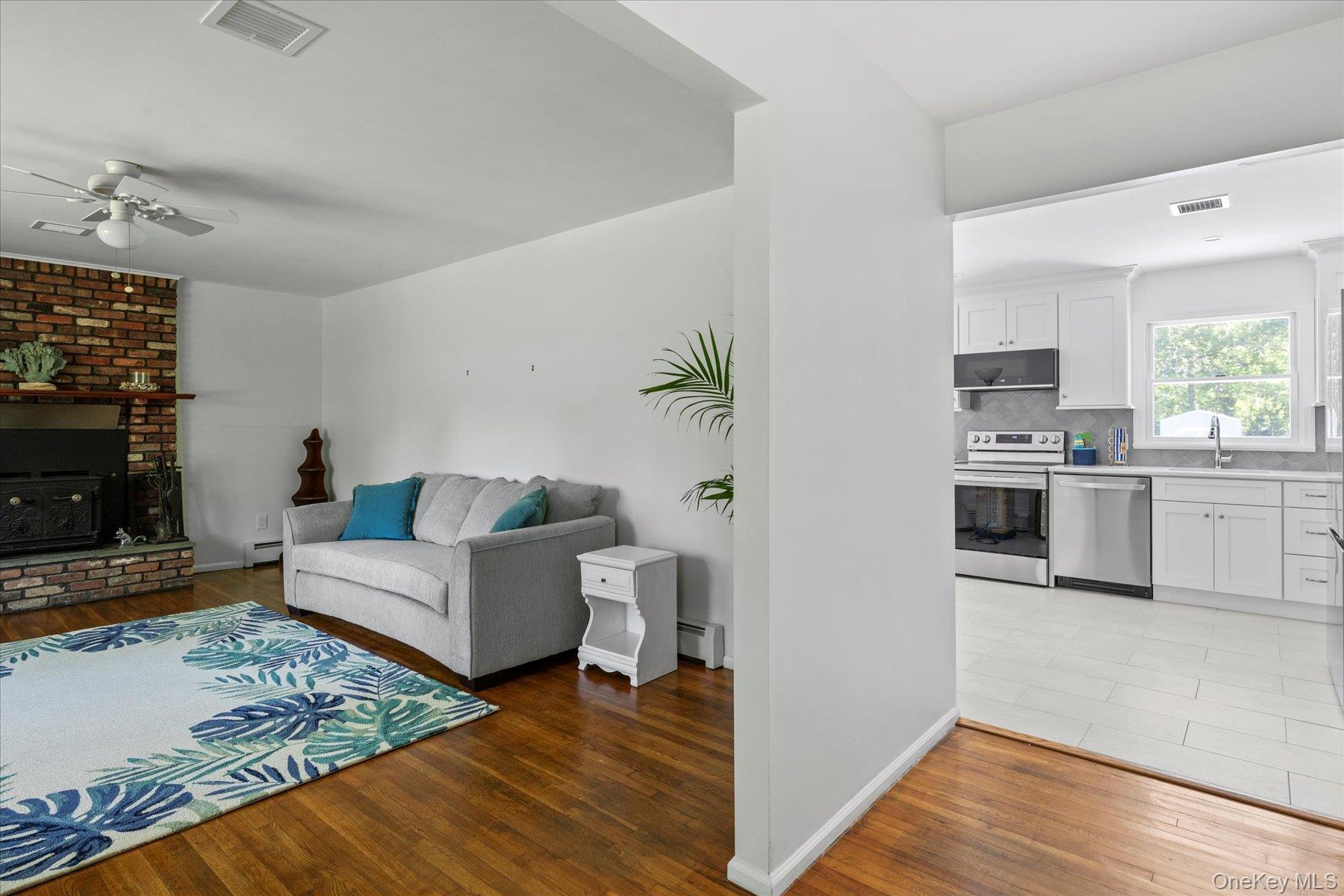 64 Old Depot Road, Quogue, NY 11959