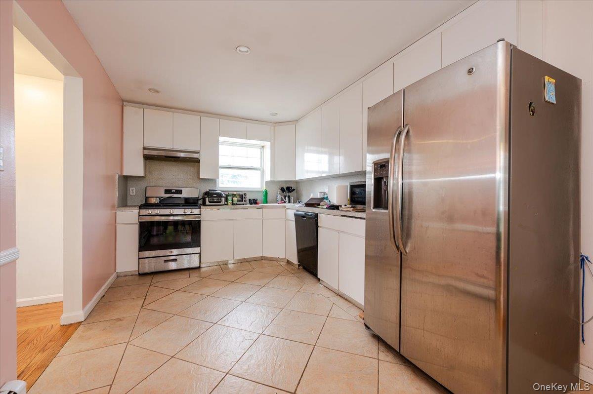 2 Wilson Street, East Rockaway, NY 11518