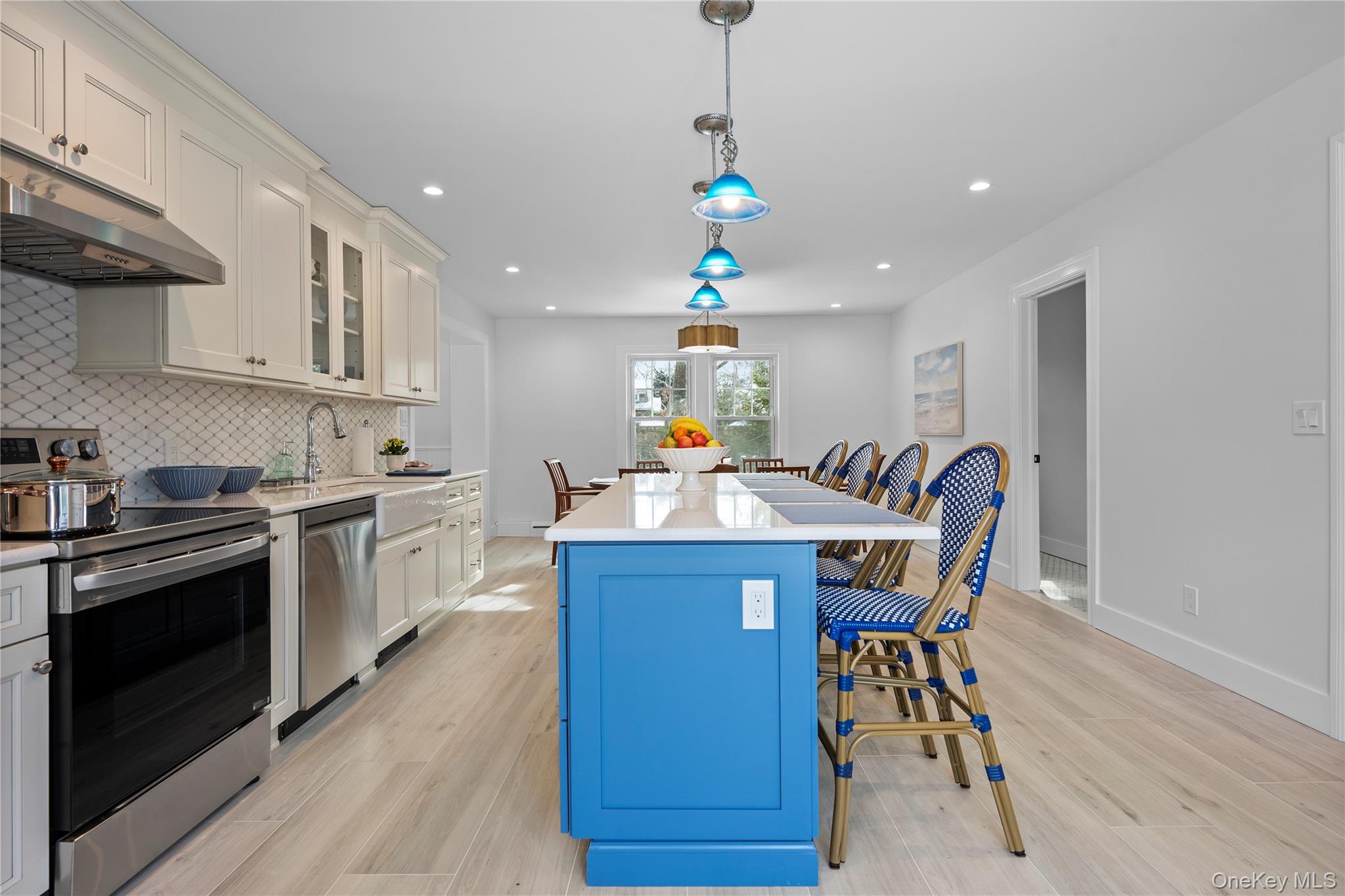 74 Montauk Highway, Quogue, NY 11959