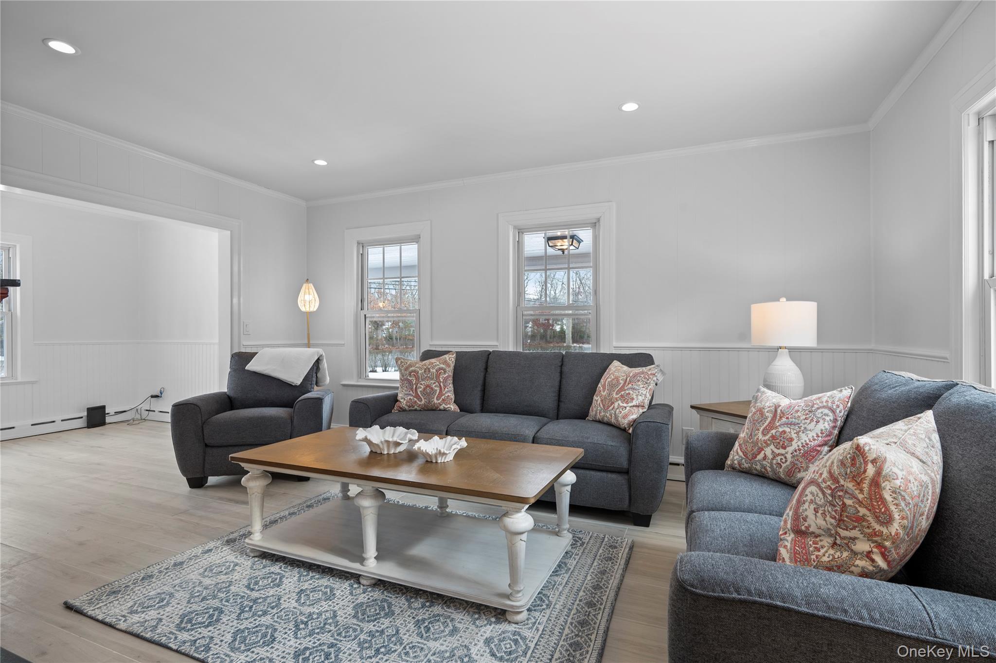 74 Montauk Highway, Quogue, NY 11959