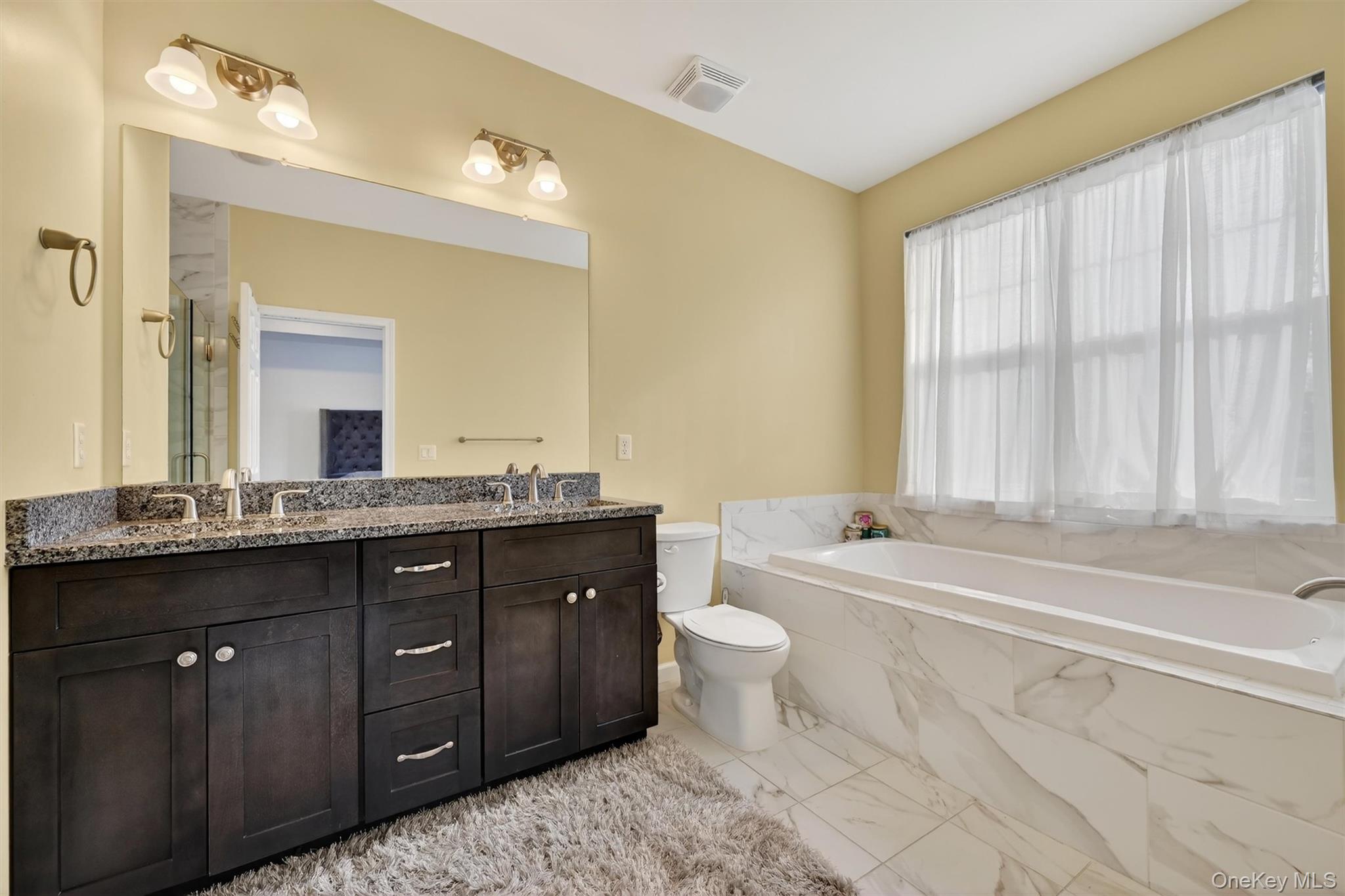 76 Magnolia Park Road, Middletown, NY 10940