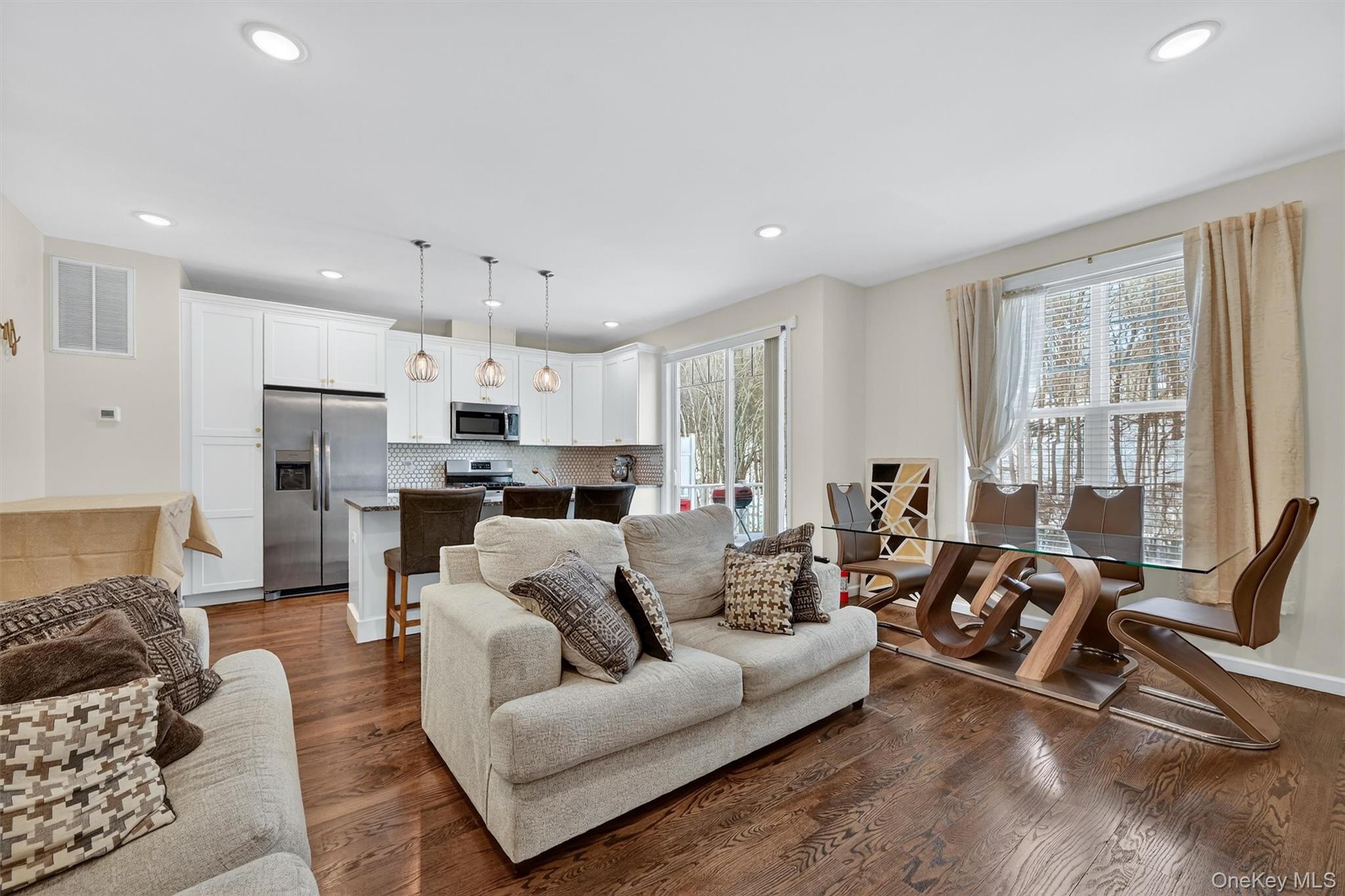 76 Magnolia Park Road, Middletown, NY 10940